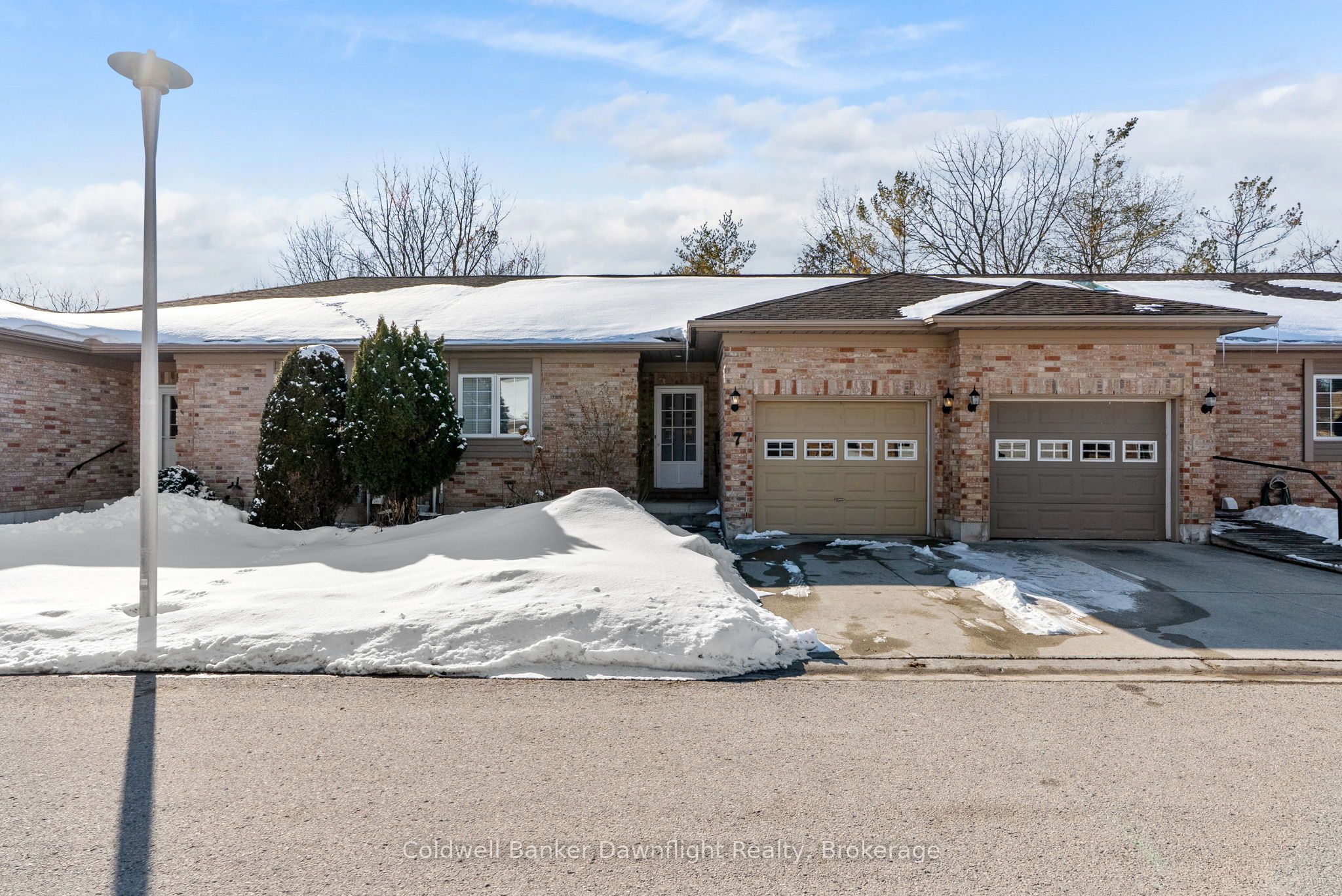 7 Brookside Place, South Huron, ON N0M 1S2 photo 2