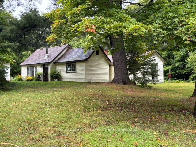 2843 592 Highway, Perry, ON P0A 1J0