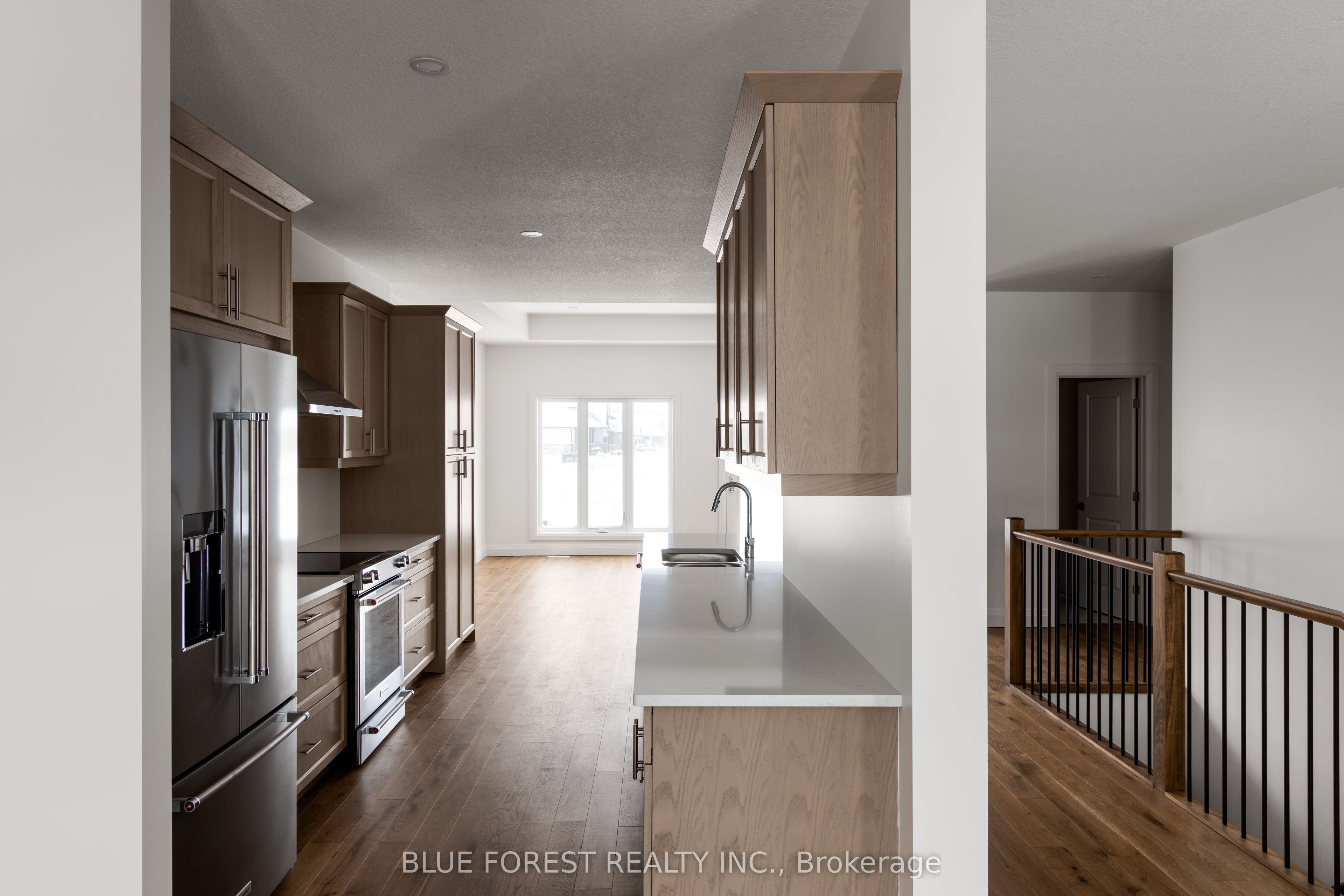 279 Boardwalk Way 4, Thames Centre, ON N0L 1G2 photo 3