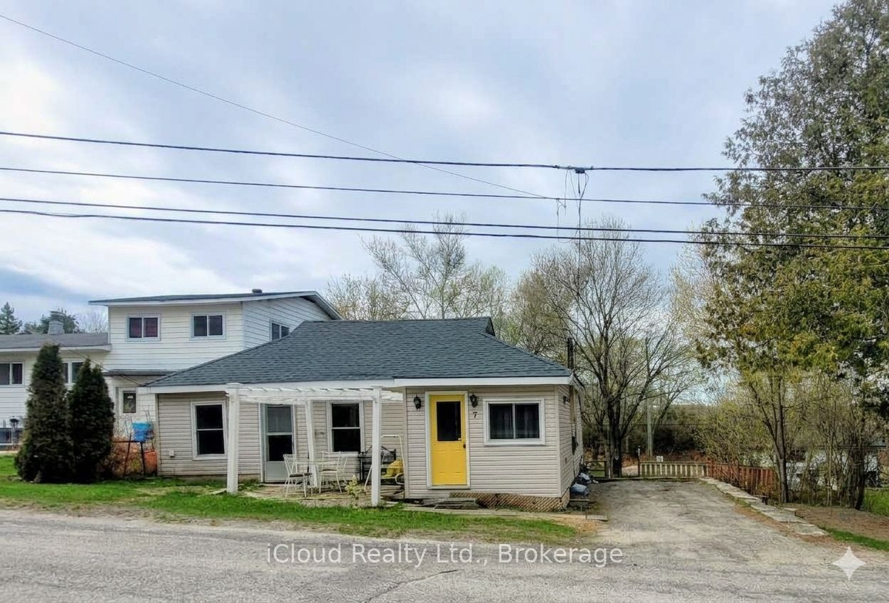 7 North Dufferin Street, Huntsville, ON P1H 1X3 photo 2
