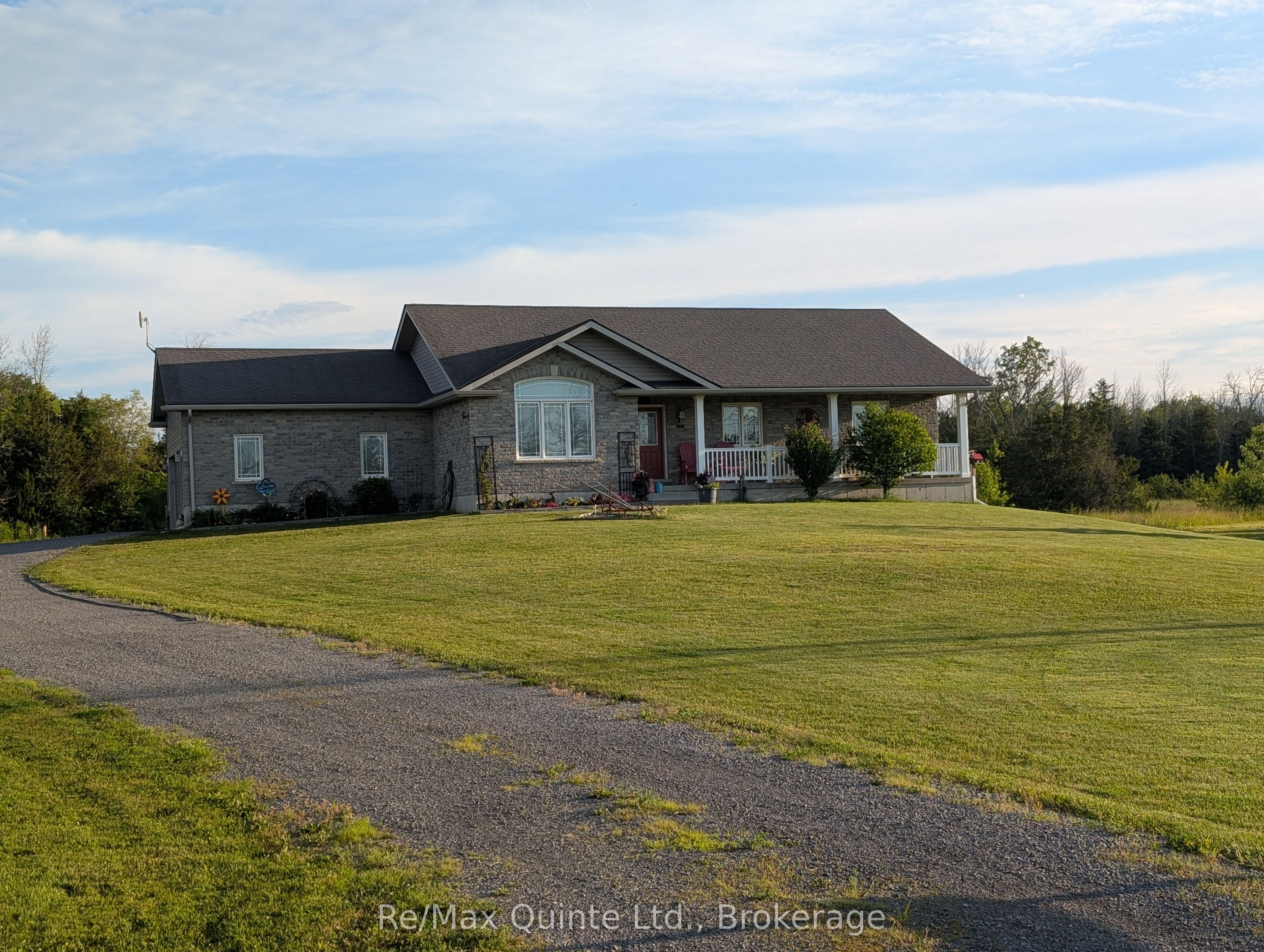 355 Mitchells Crossroad, Prince Edward County, ON K0K 2T0 photo 3