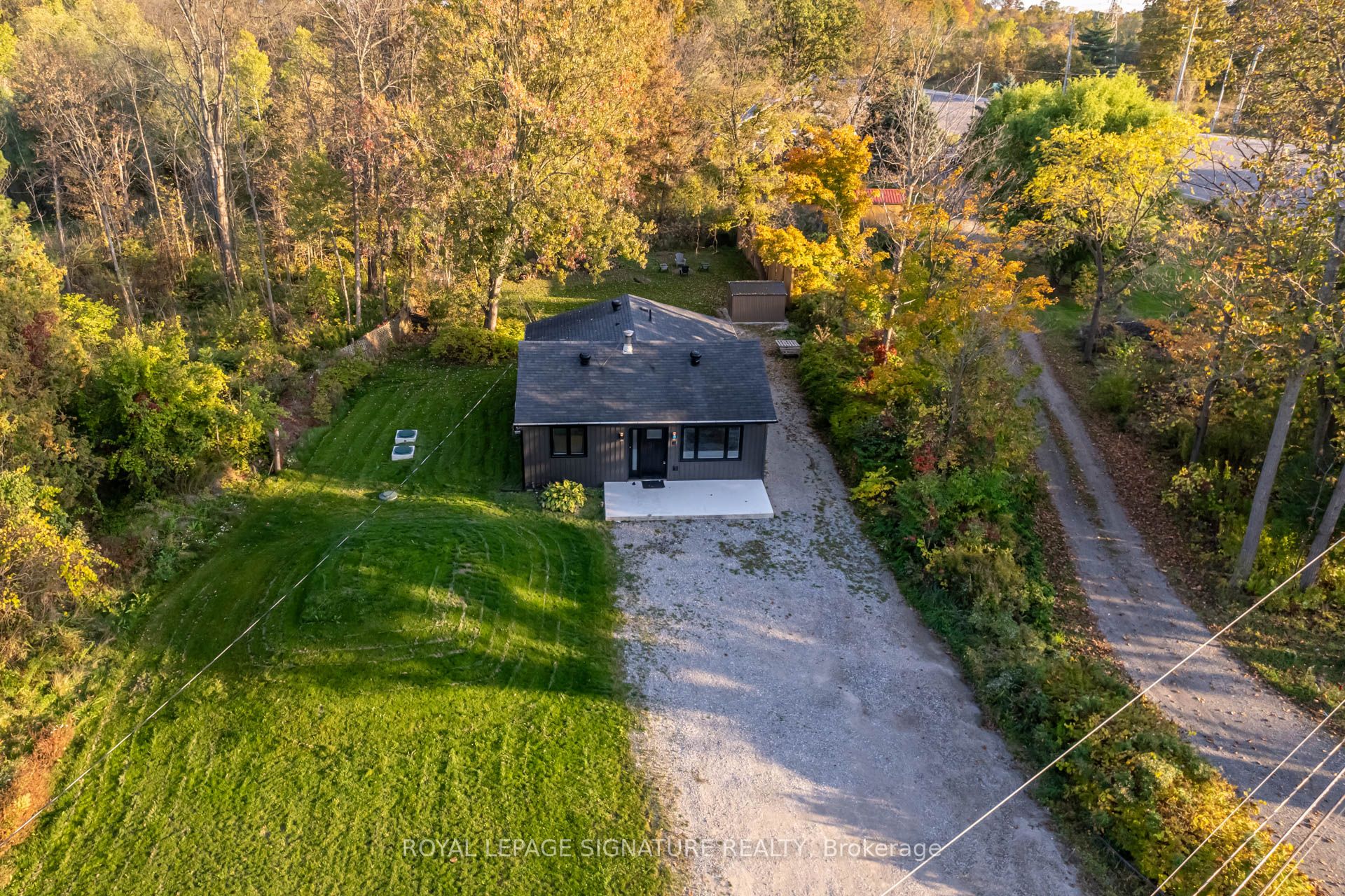 8 Mountsberg Road, Hamilton, ON L0P 1B0 photo 2