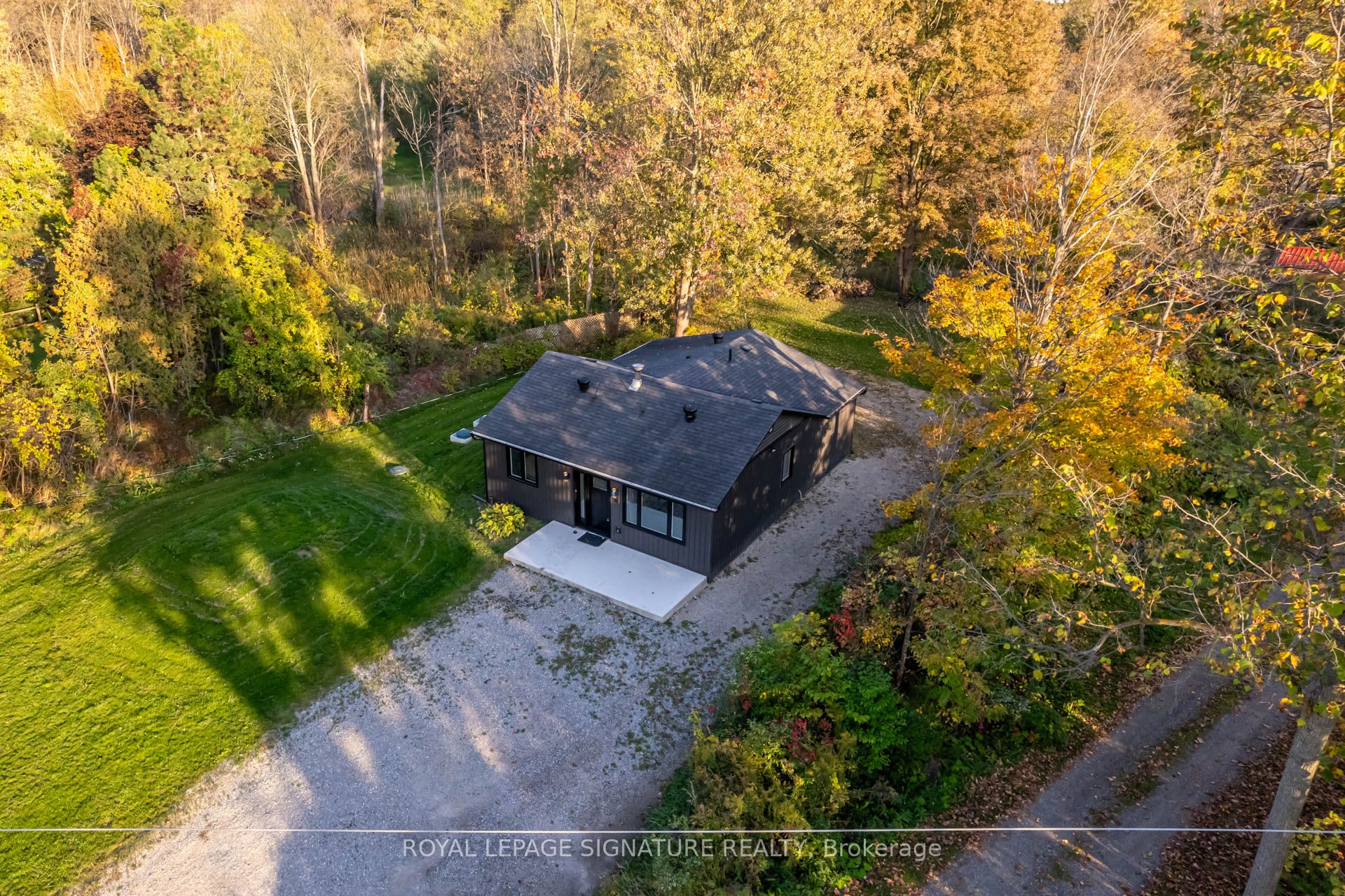 8 Mountsberg Road, Hamilton, ON L0P 1B0 photo 3
