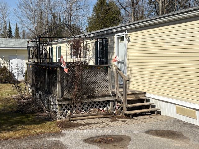 40 Maple Grove Village Road, Southgate, ON N0C 1B0 photo 4