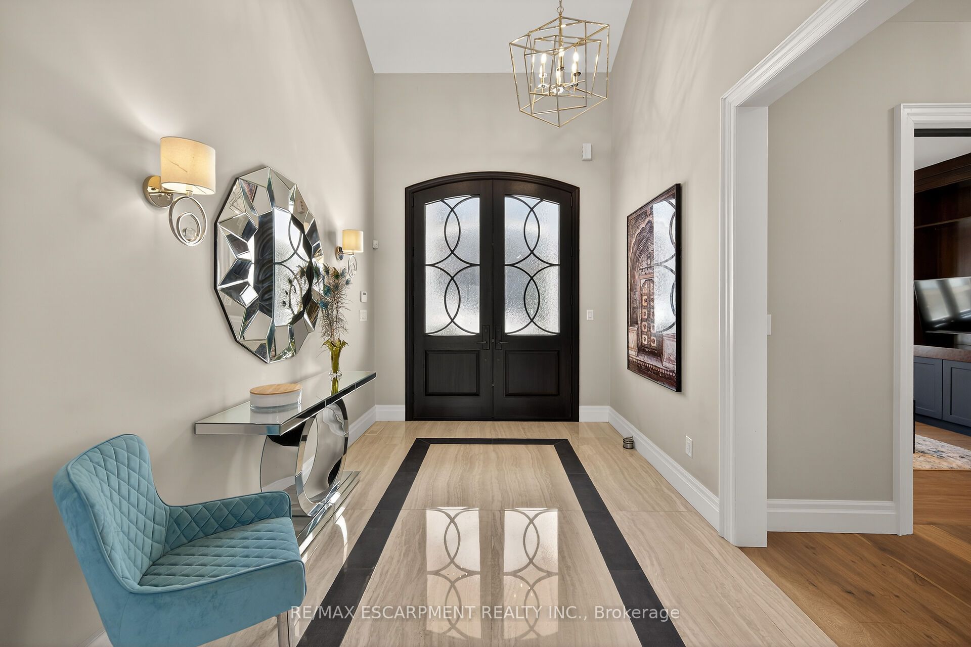 747 Vernon Place, Hamilton, ON L9G 3H4 photo 4