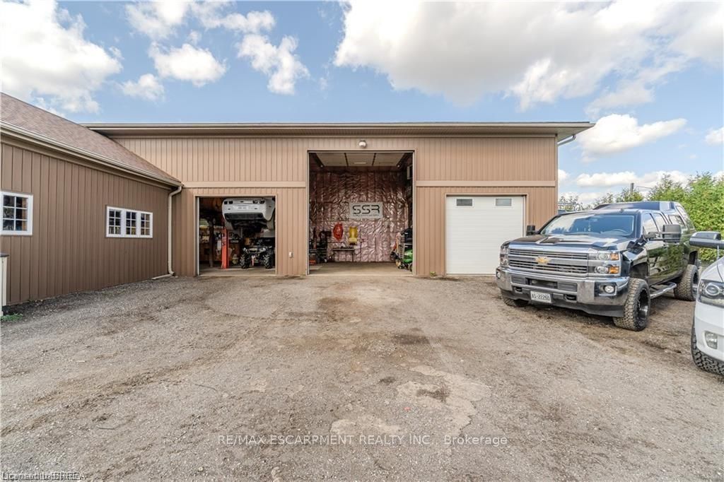 591 Governors Road E, Brant, ON N3L 3E1 photo 3