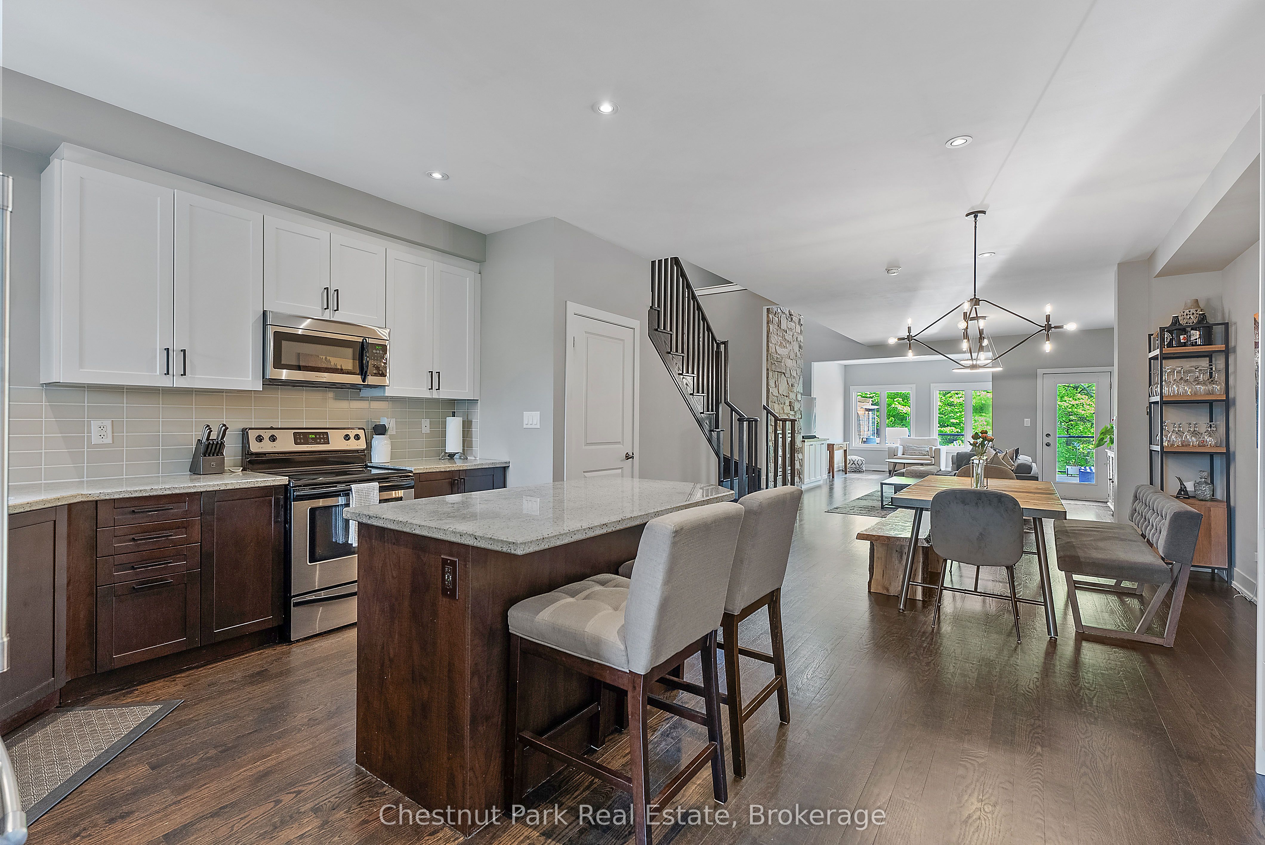 61 Rockmount Crescent, Gravenhurst, ON P1P 0A6 photo 5