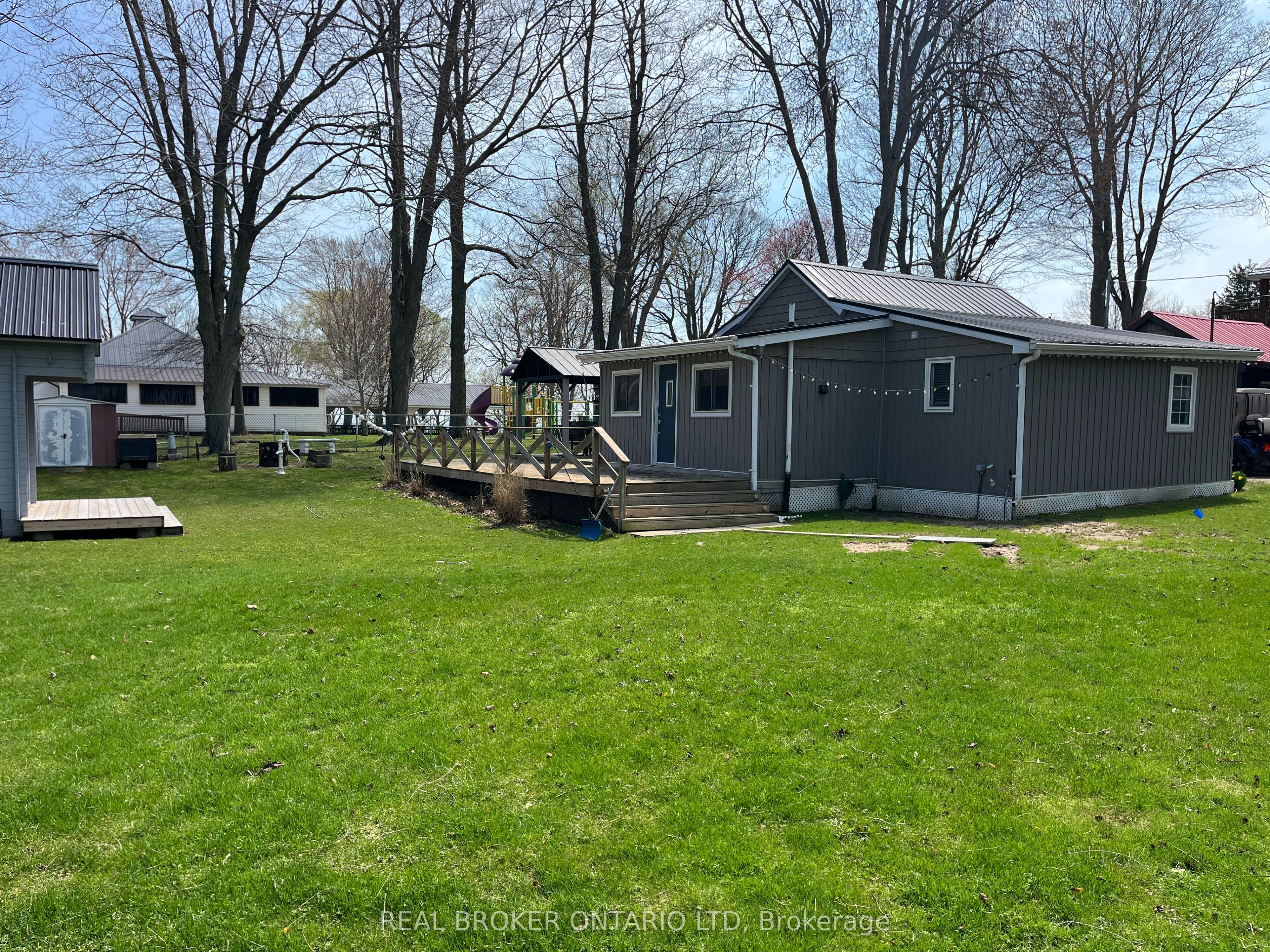 8622 Furnival Road Road, West Elgin, ON N0L 2C0 photo 3