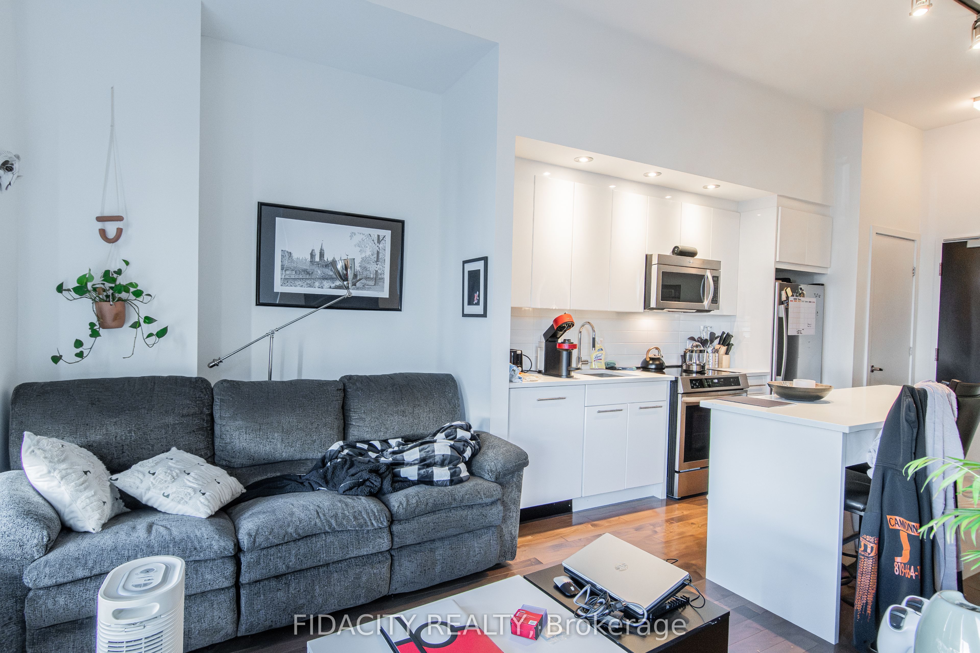 360 PATRICIA Street 102, Westboro - Hampton Park, ON K1Z 0A8 photo 5