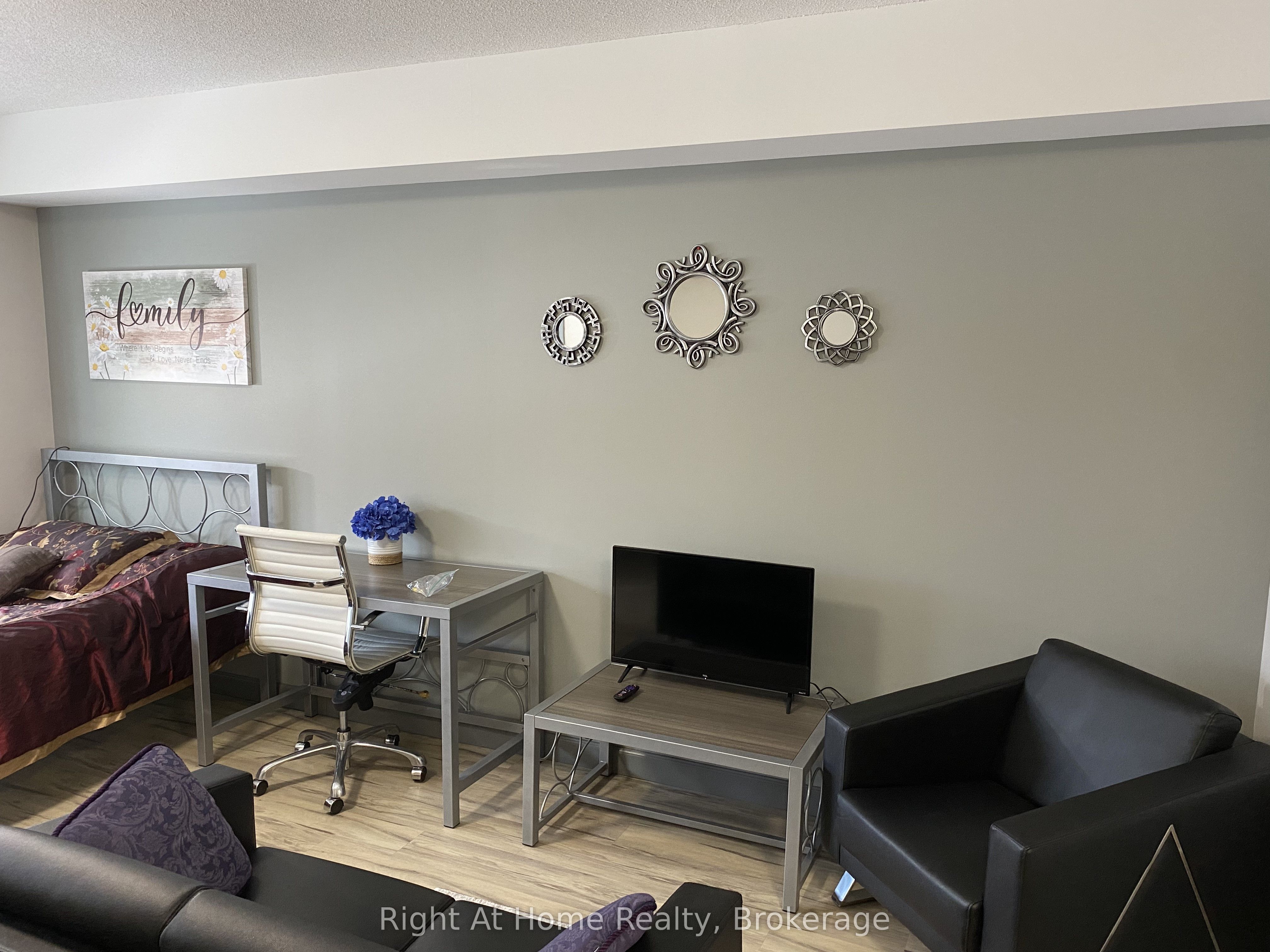 258A Sunview Street 1710, Waterloo, ON N2L 3V9 photo 5