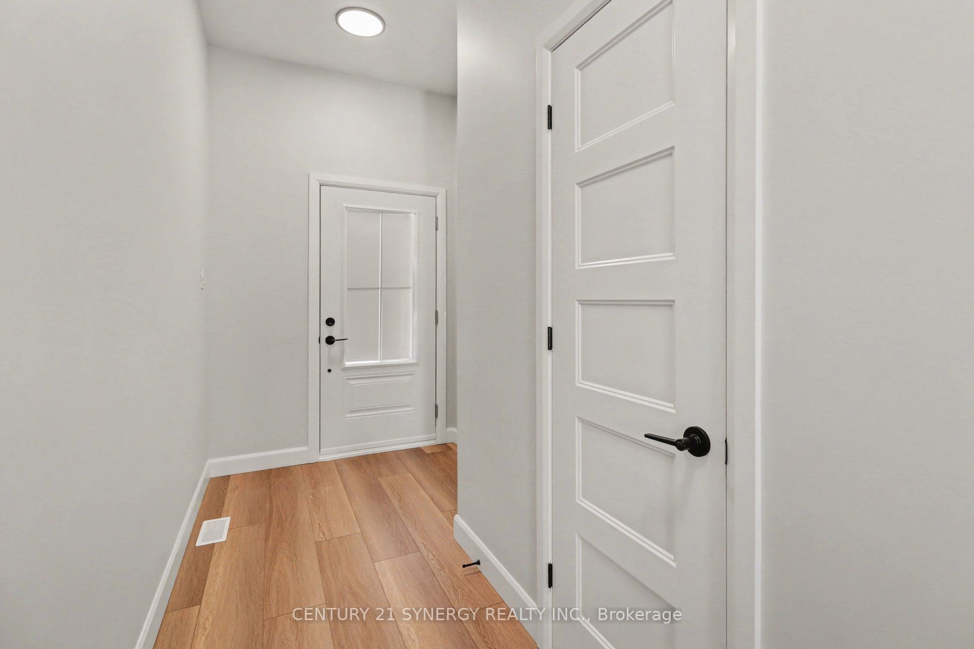 69 VILLENEUVE Street, North Stormont, ON K0C 1W0 photo 4