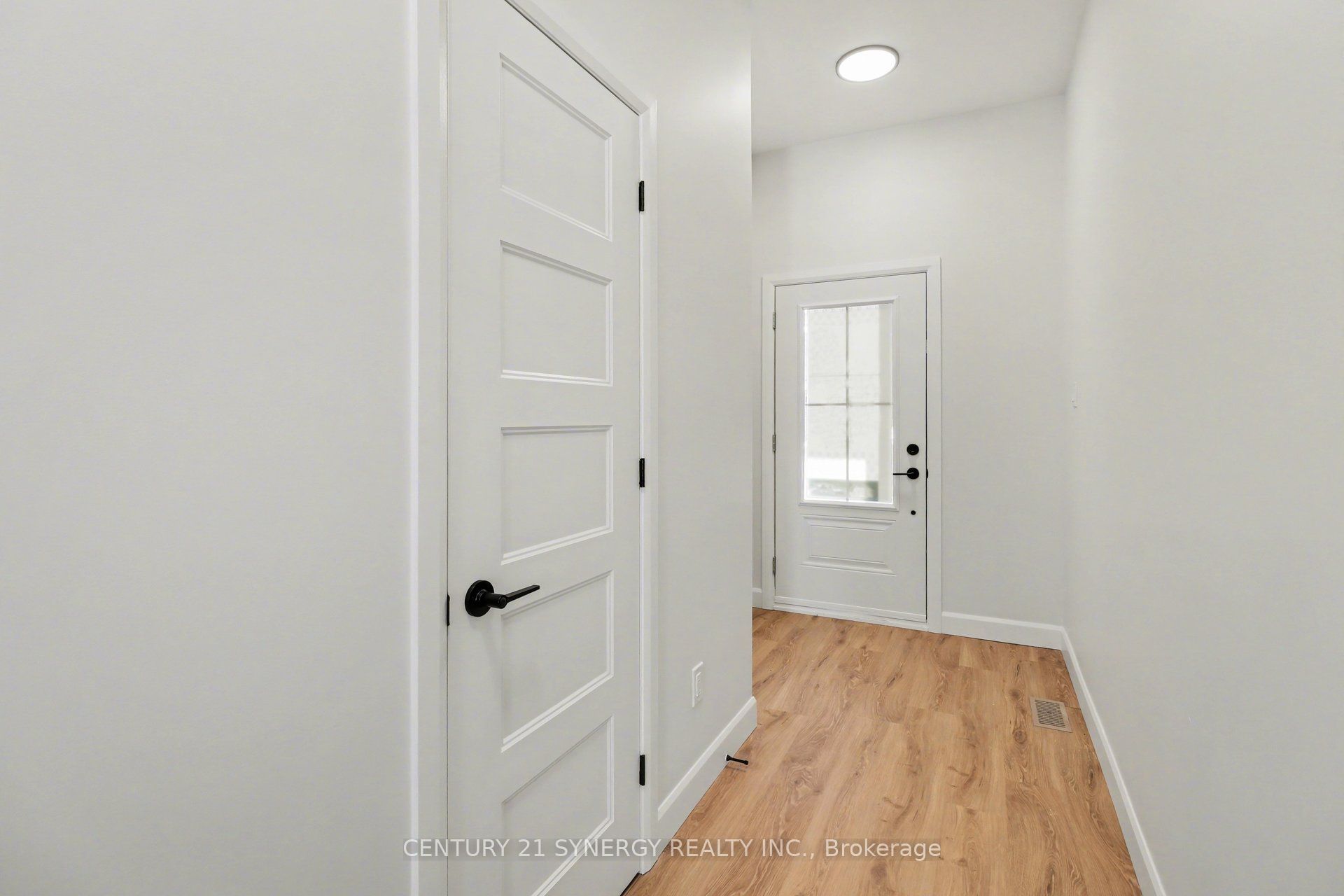 71 VILLENEUVE Street, North Stormont, ON K0C 1W0 photo 4