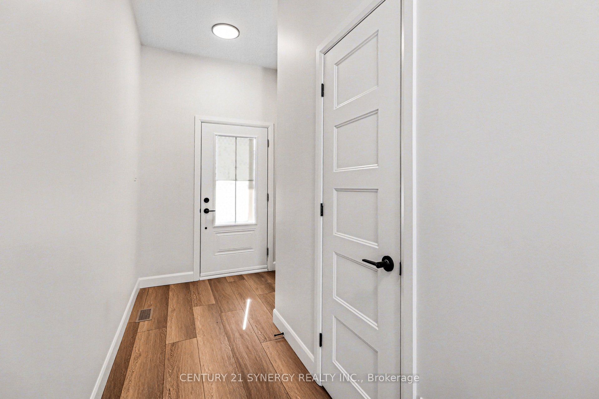 73 VILLENEUVE Street, North Stormont, ON K0C 1W0 photo 4