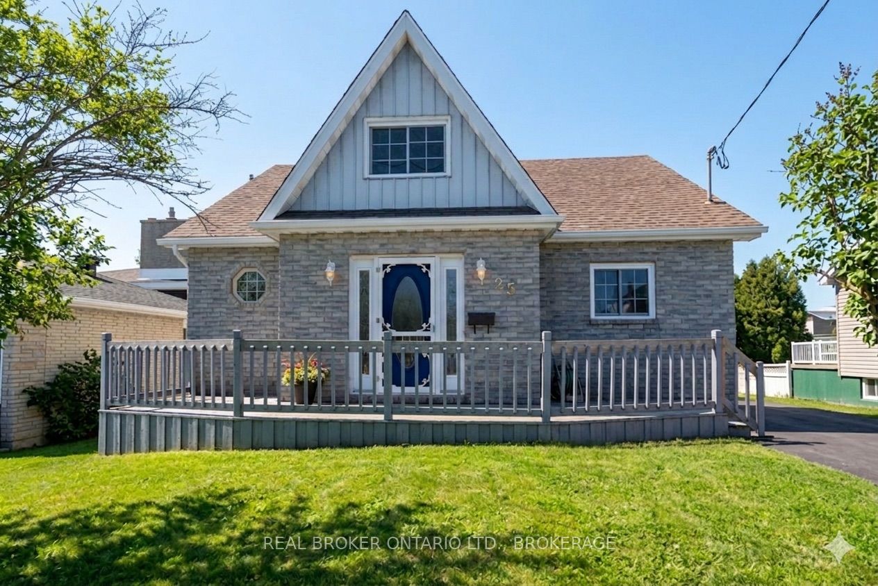 25 Dunbar Avenue, Cornwall, ON K6H 5M6
