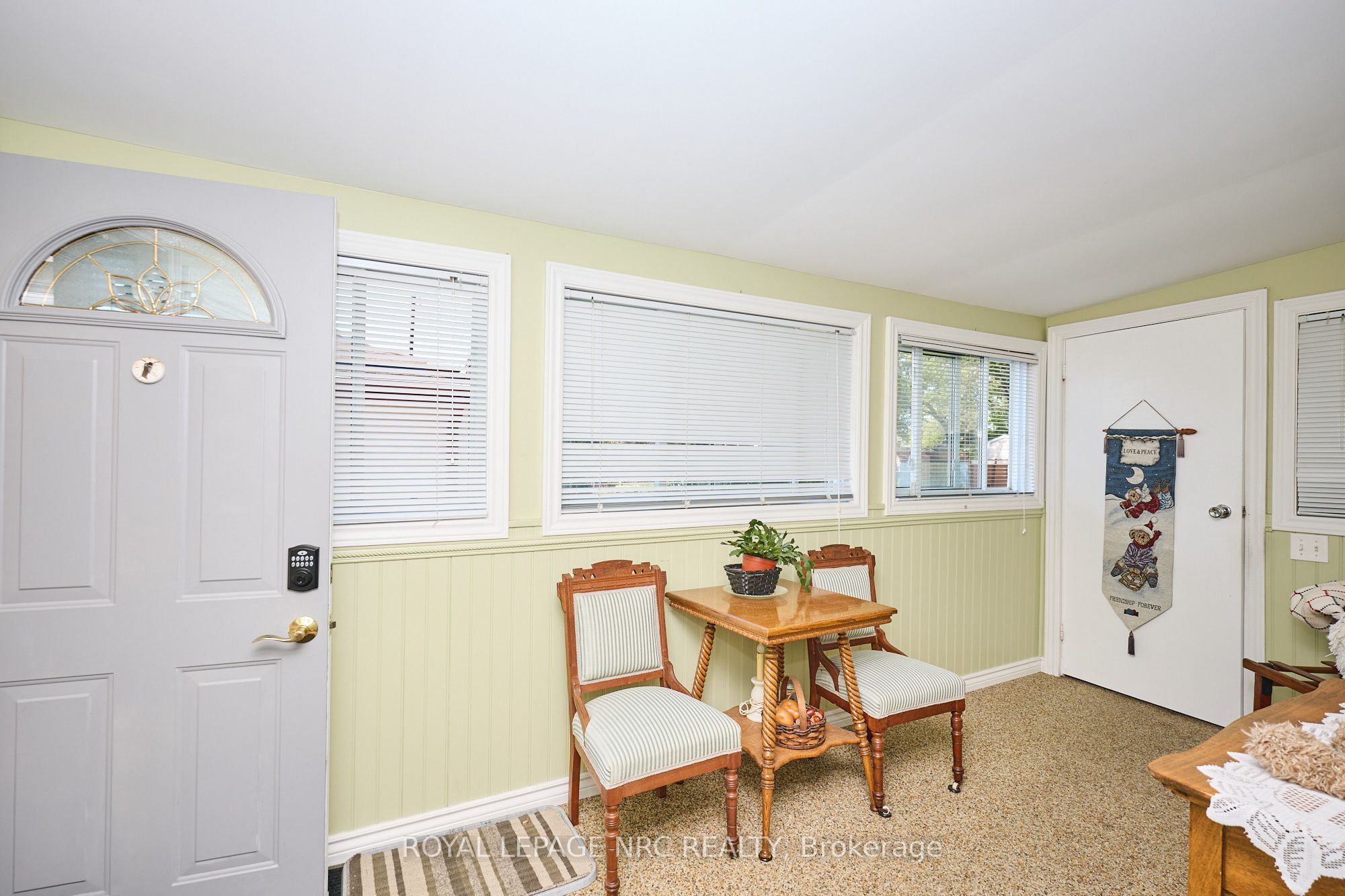 4013 Welland Street, Niagara Falls, ON L2G 6J7 photo 4