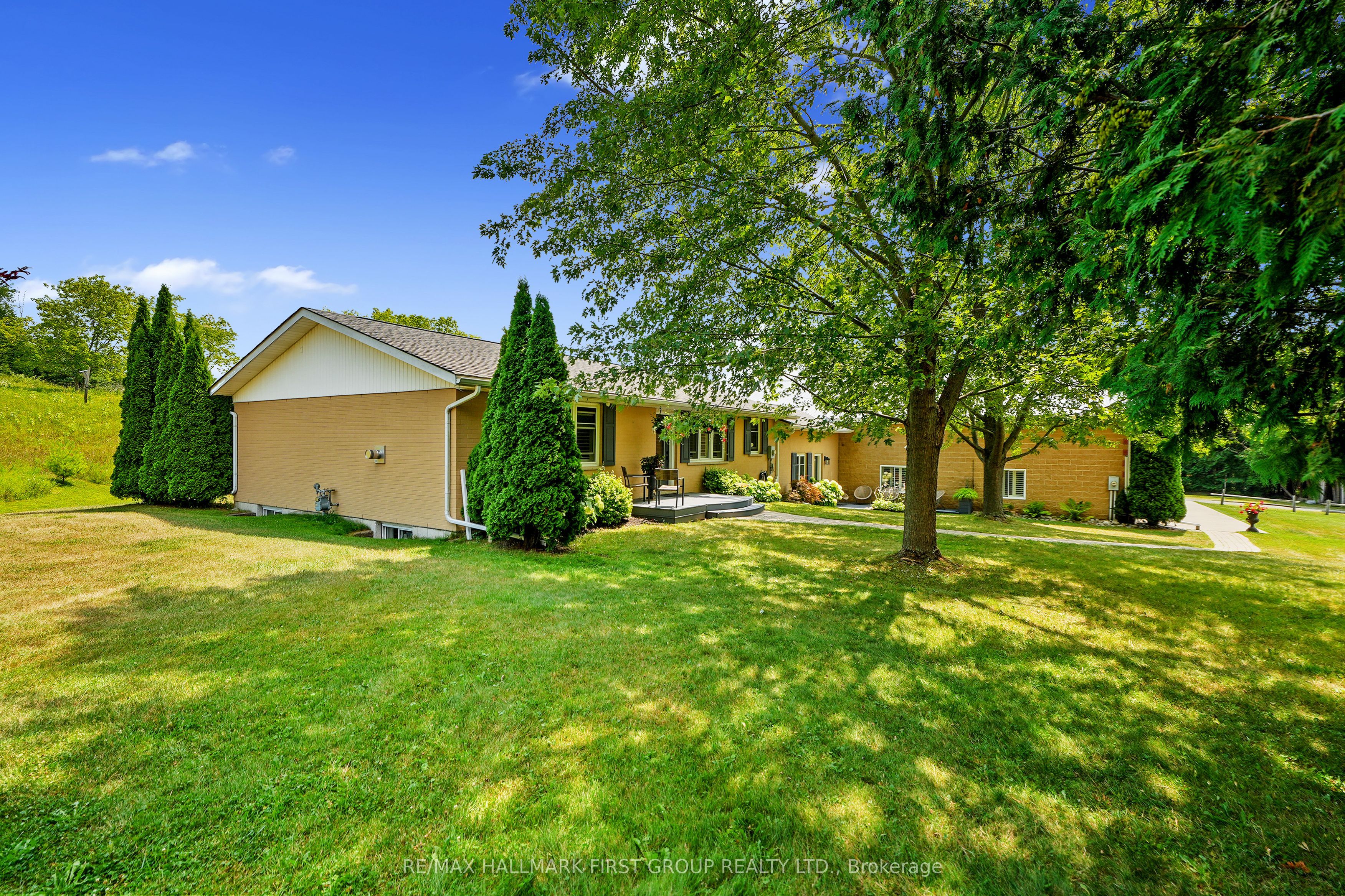 3311 Burnham Street N, Hamilton Township, ON K9A 4J7 photo 4
