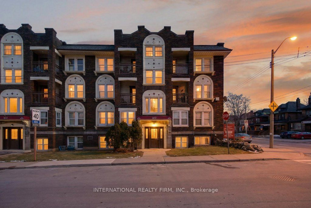 109 Balsam Avenue S 2, Hamilton, ON L8M 3B2 photo 2