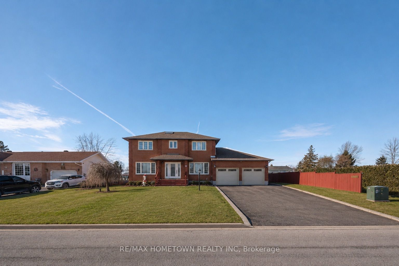 12 Fairholme Drive, South Dundas, ON K0C 1X0