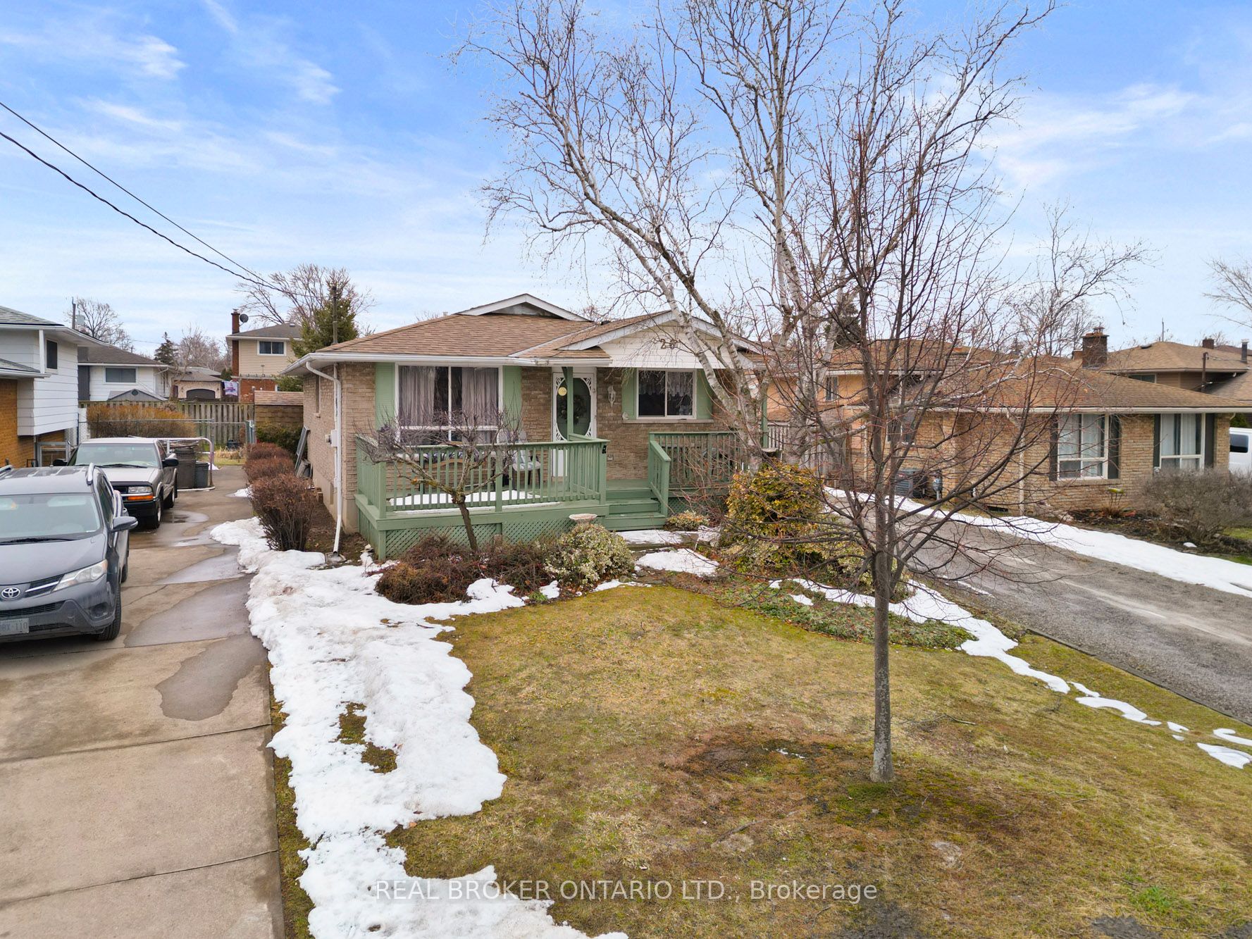 20 Brackencrest Road, St. Catharines, ON L2P 3K8 photo 4