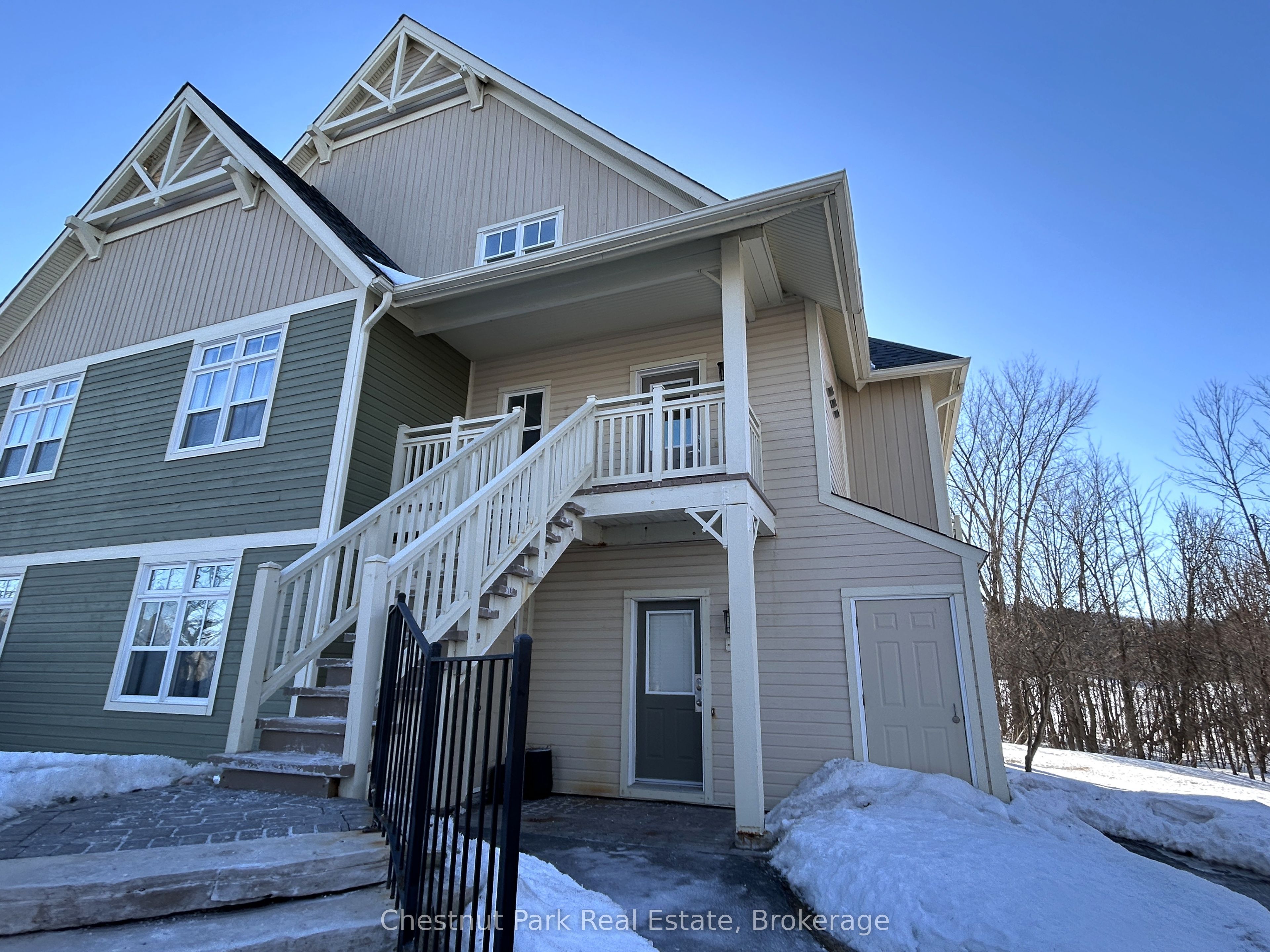 130 Fairway Court 135, Blue Mountains, ON L9Y 0P8 photo 3