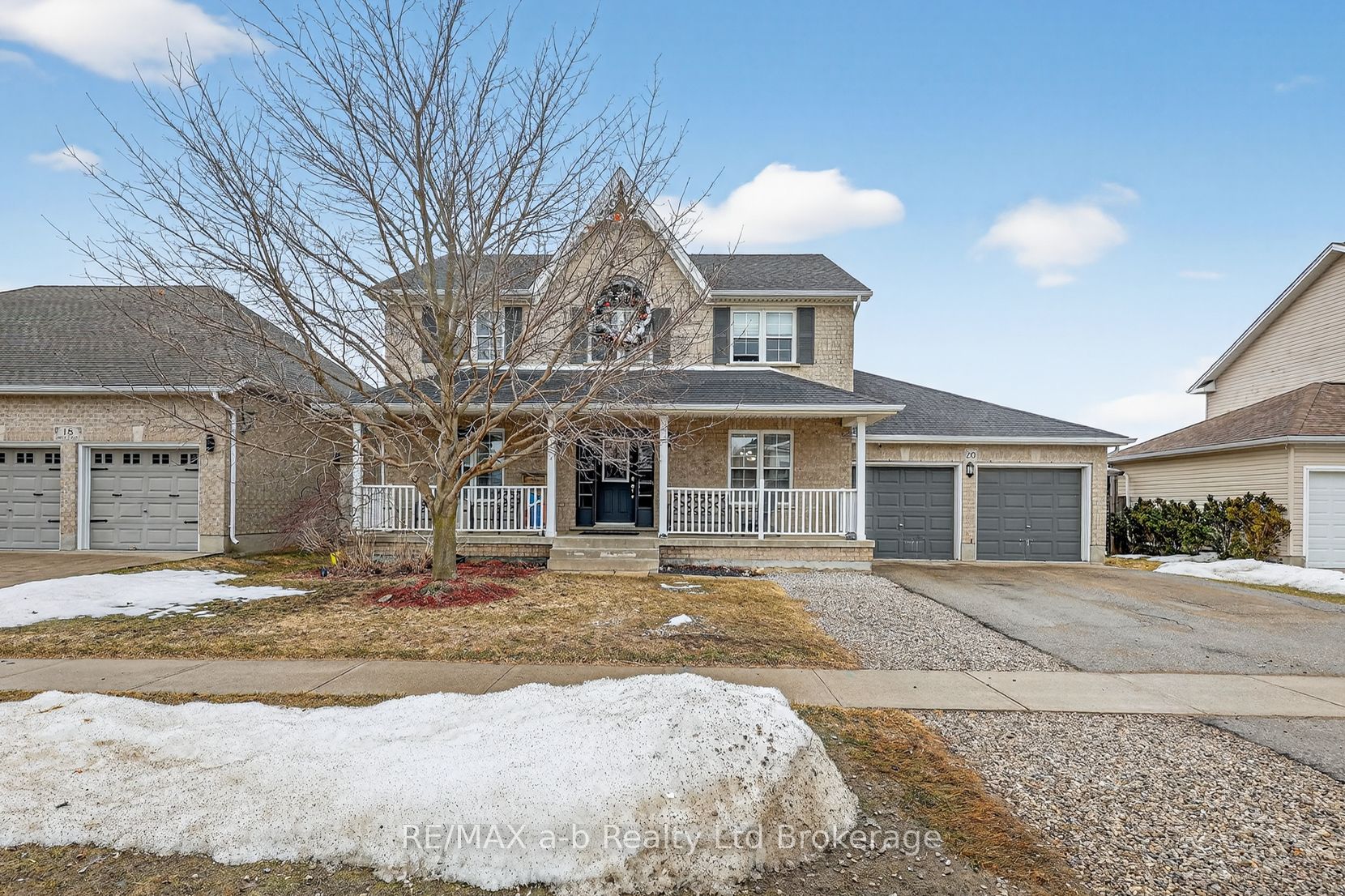 20 Owen Street, Ingersoll, ON N5C 4G7 photo 2