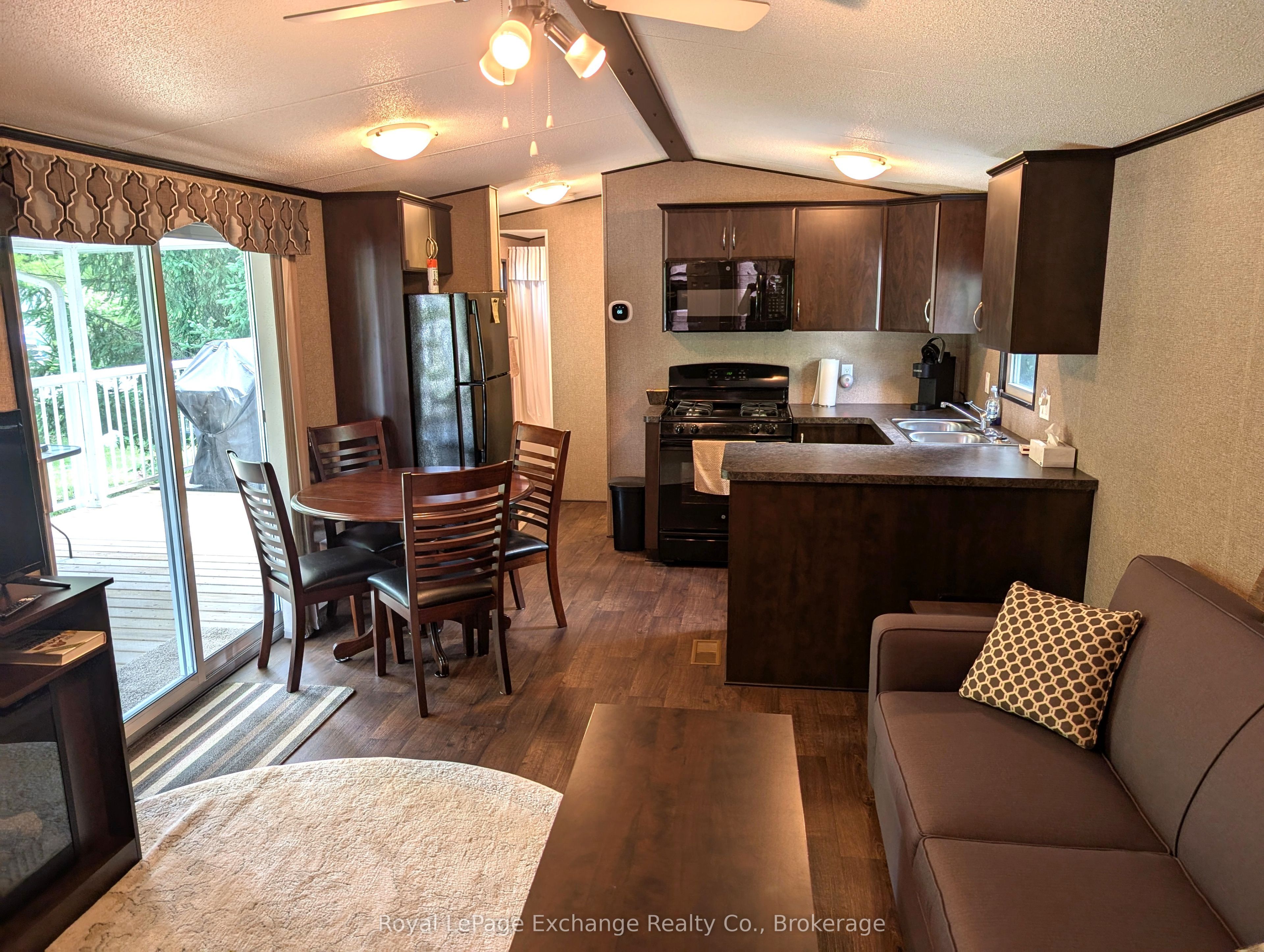 13 Southline Avenue #P1, Huron-Kinloss, ON N0G 0E1 photo 4