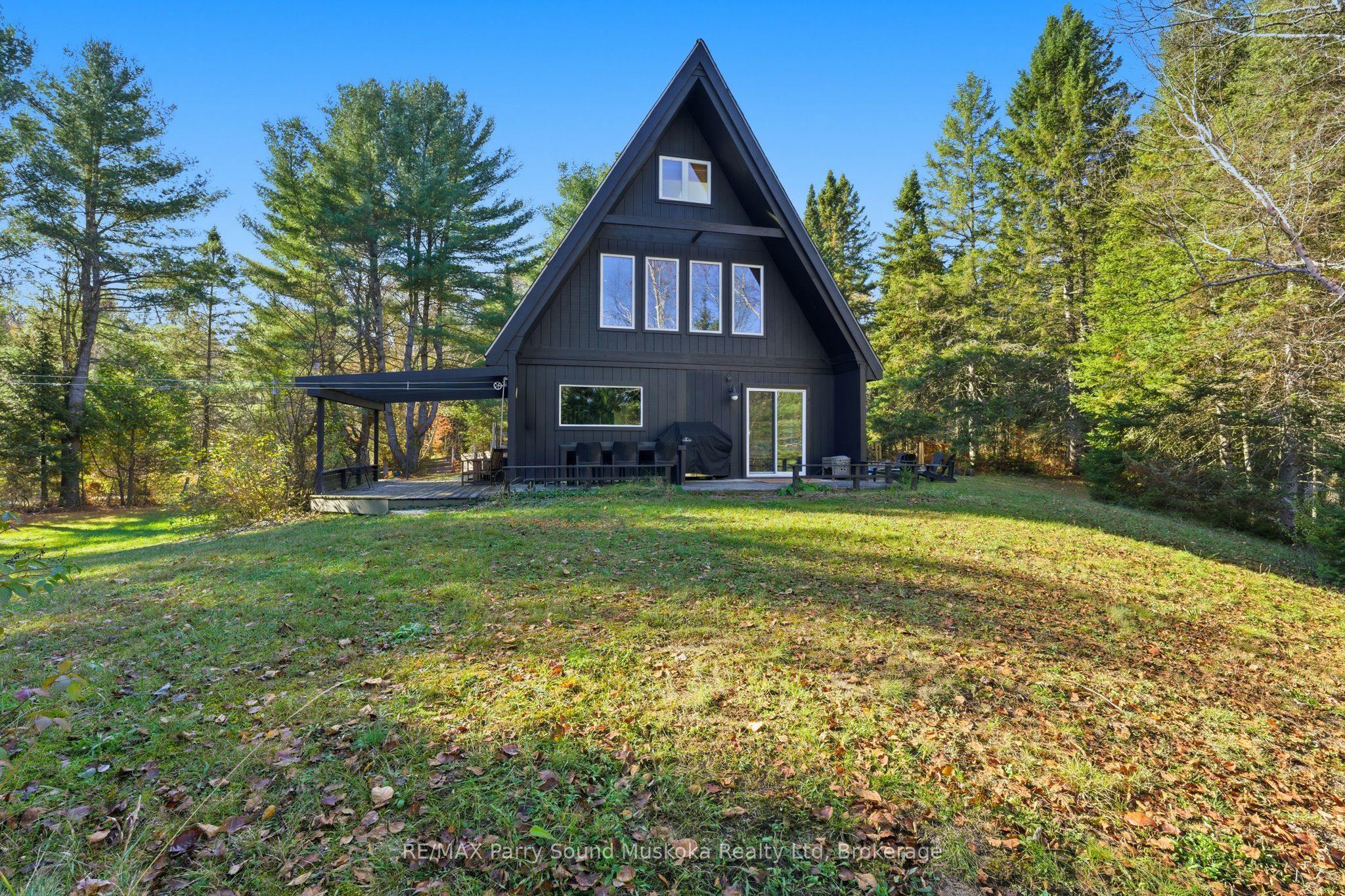 39 Groeger Road, Huntsville, ON P1H 2J4 photo 3