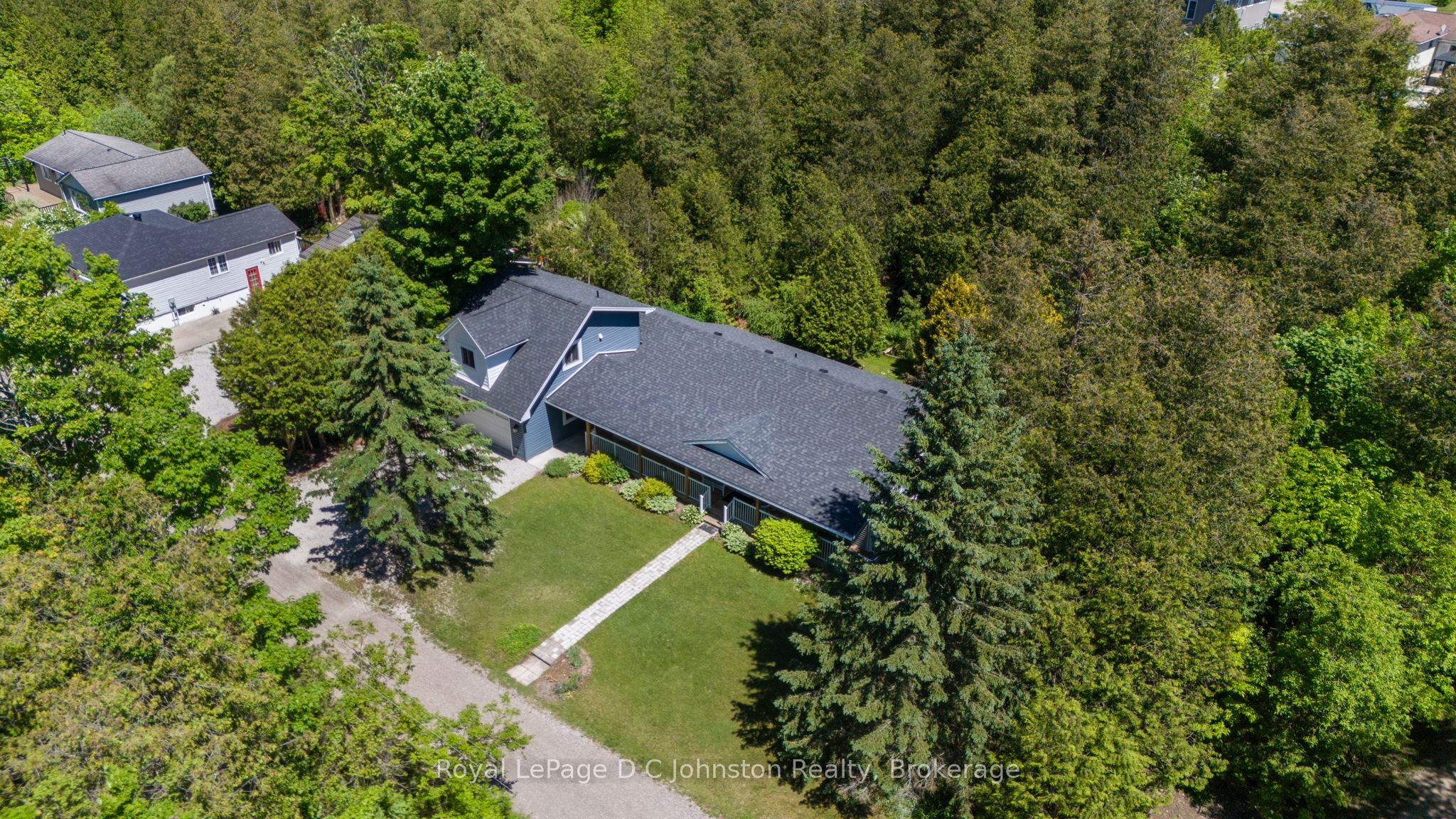 10 Mitchell Lane, Saugeen Shores, ON N0H 2C1 photo 2