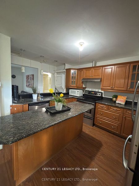 795 Barton Street, Hamilton, ON L8E 5L8 photo 3