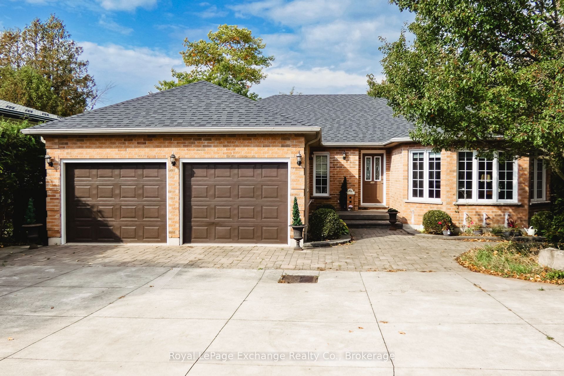 1144 Shevchenko Boulevard, Kincardine, ON N2Z 1B4
