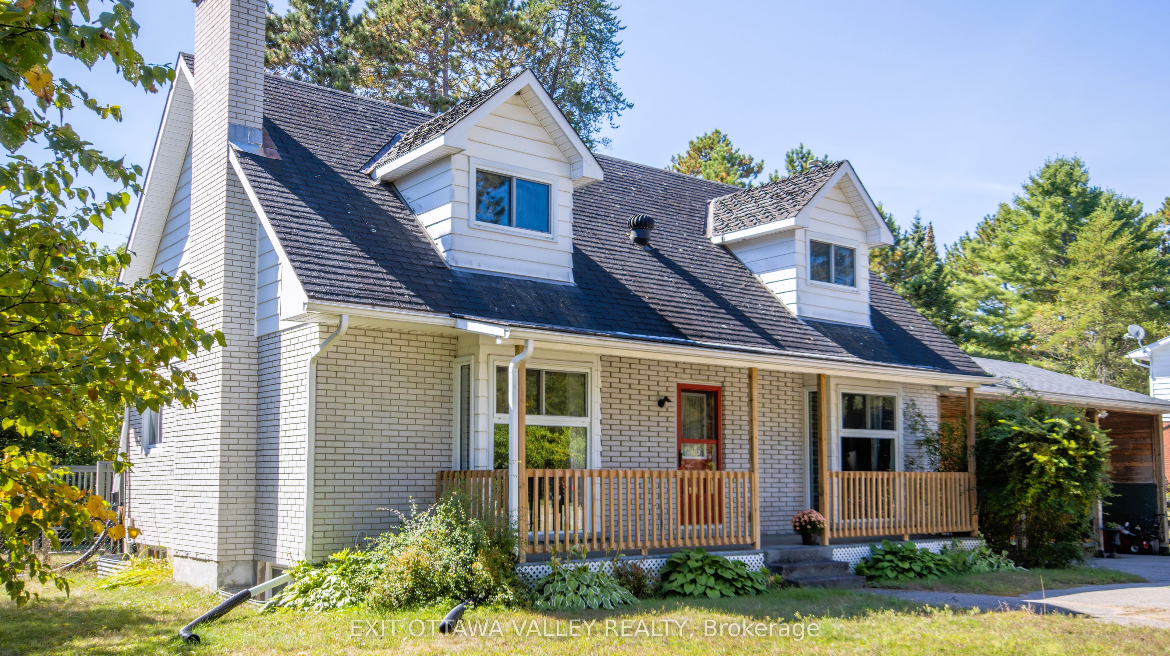 23 Sprucedale Avenue, Madawaska Valley, ON K0J 1B0 photo 3