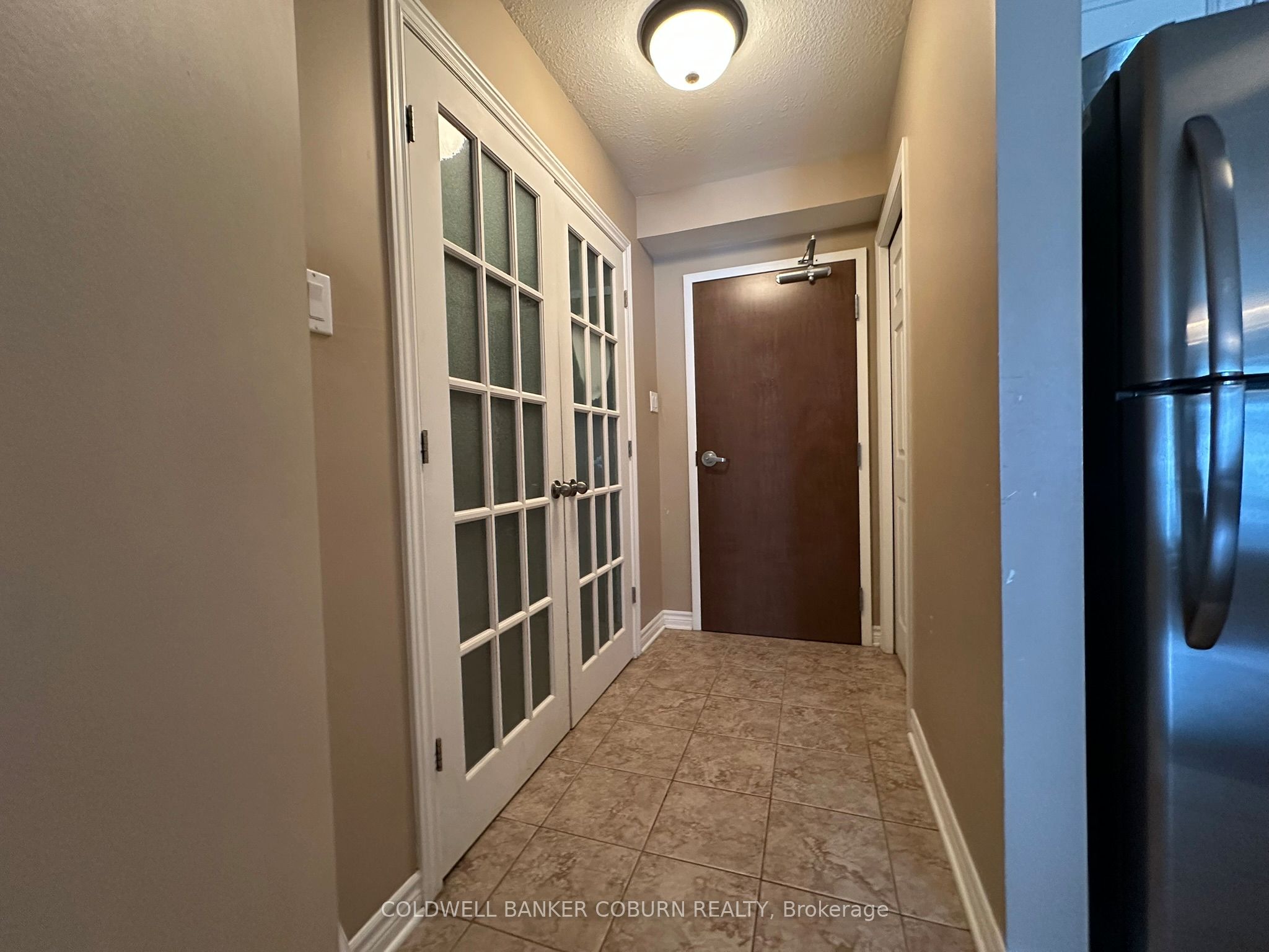 398 Van Buren Street 105, North Grenville, ON K0G 1J0 photo 3