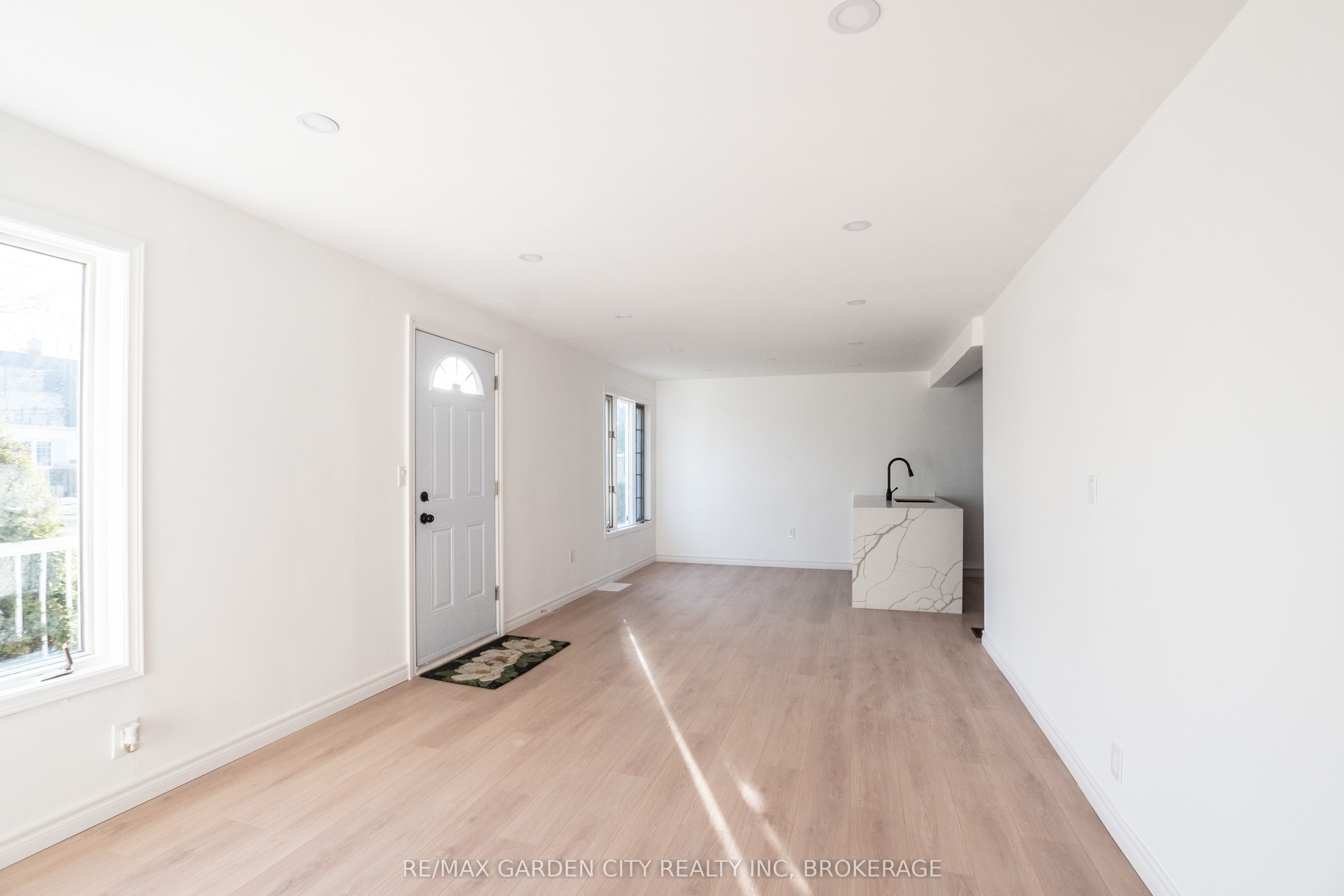 9 Fir Avenue, St. Catharines, ON L2P 1B6 photo 5