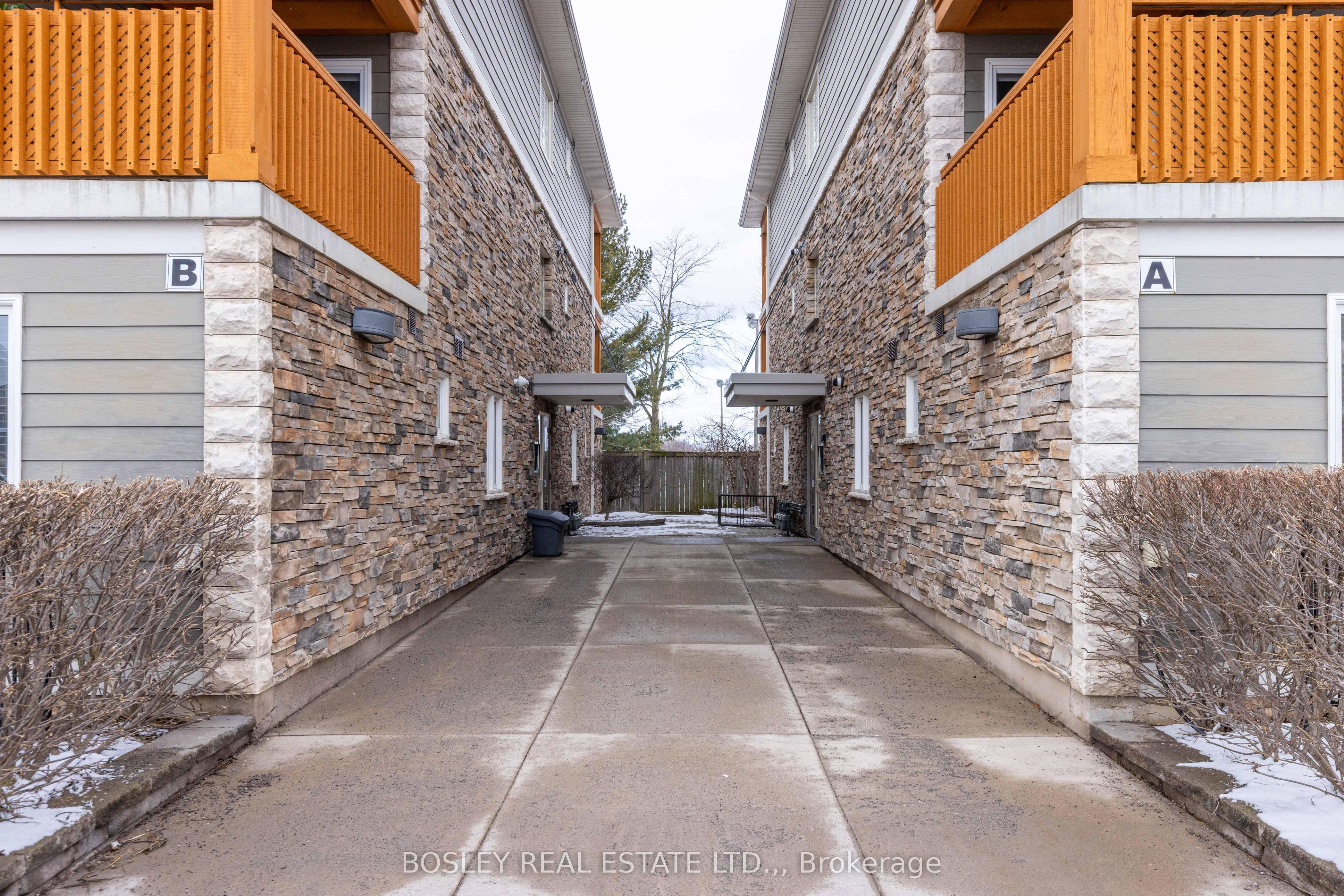 678 Line 2 Road 205, Niagara-on-the-Lake, ON L0S 1T0 photo 3