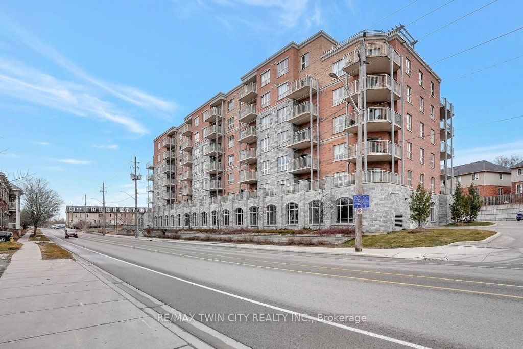 155 Water Street 503, Cambridge, ON N1R 3E3 photo 2