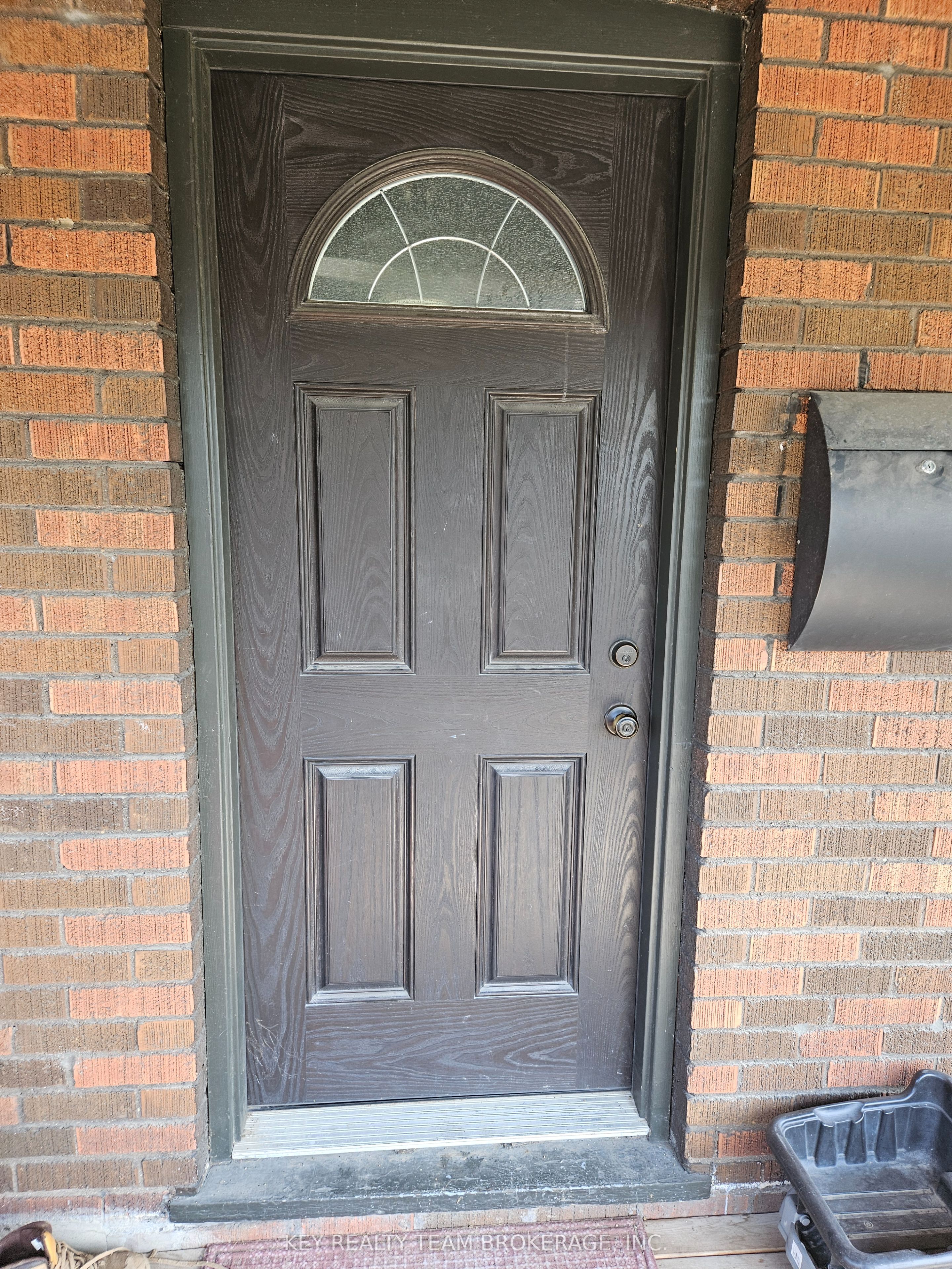 5169 Bridge Street, Niagara Falls, ON L2E 2T2