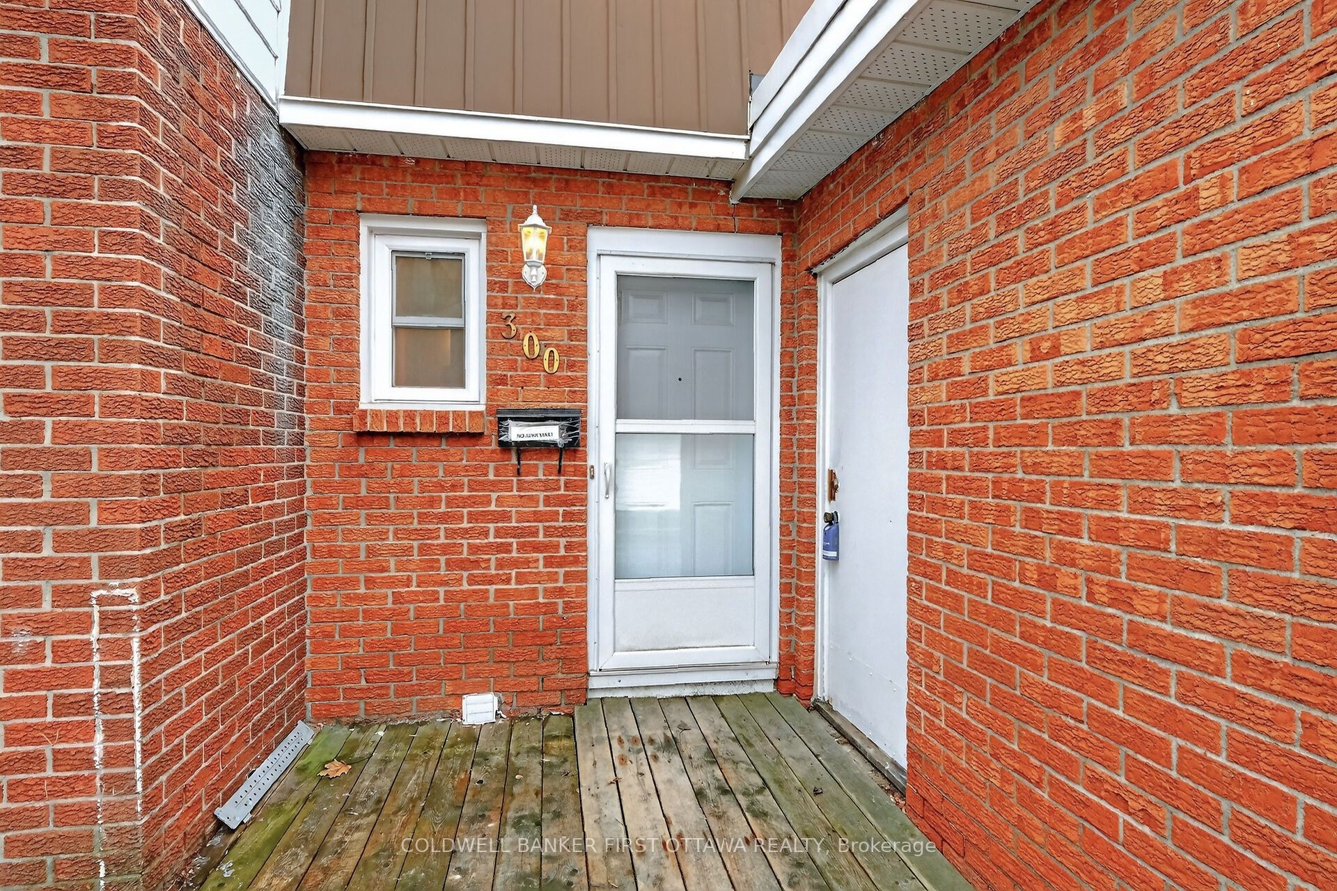 300 Stone Quarry Private S, Overbrook - Castleheights and Area, ON K1K 3Y2 photo 2