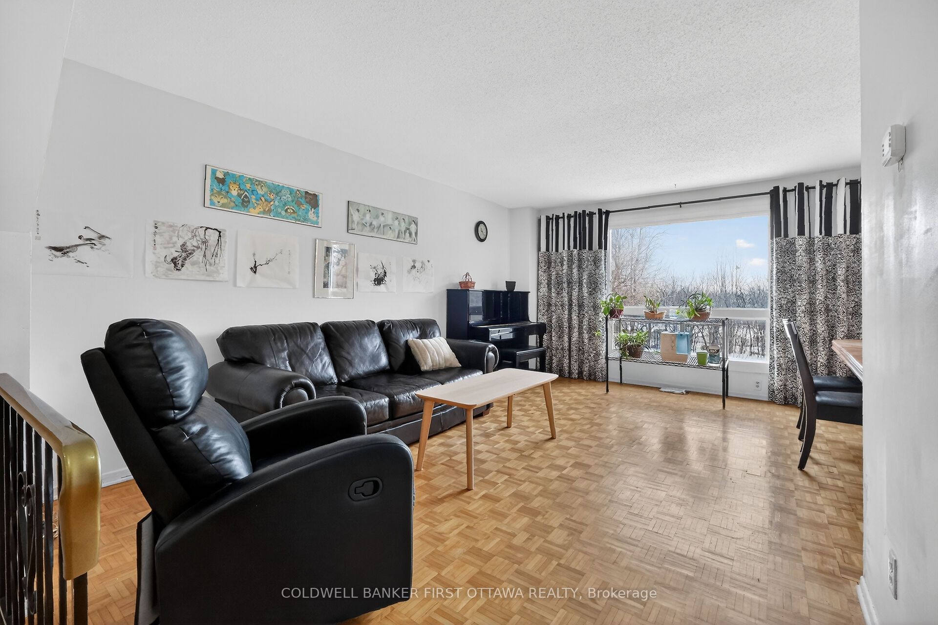 300 Stone Quarry Private S, Overbrook - Castleheights and Area, ON K1K 3Y2 photo 5