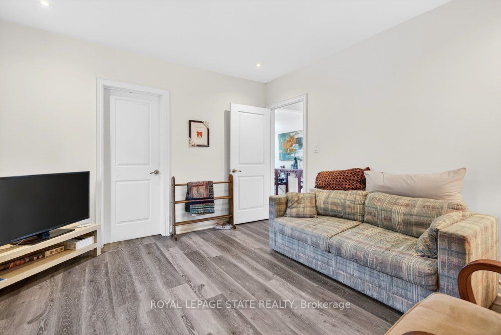 710 Rennie Street, Hamilton, ON L8H 3R2 photo 5