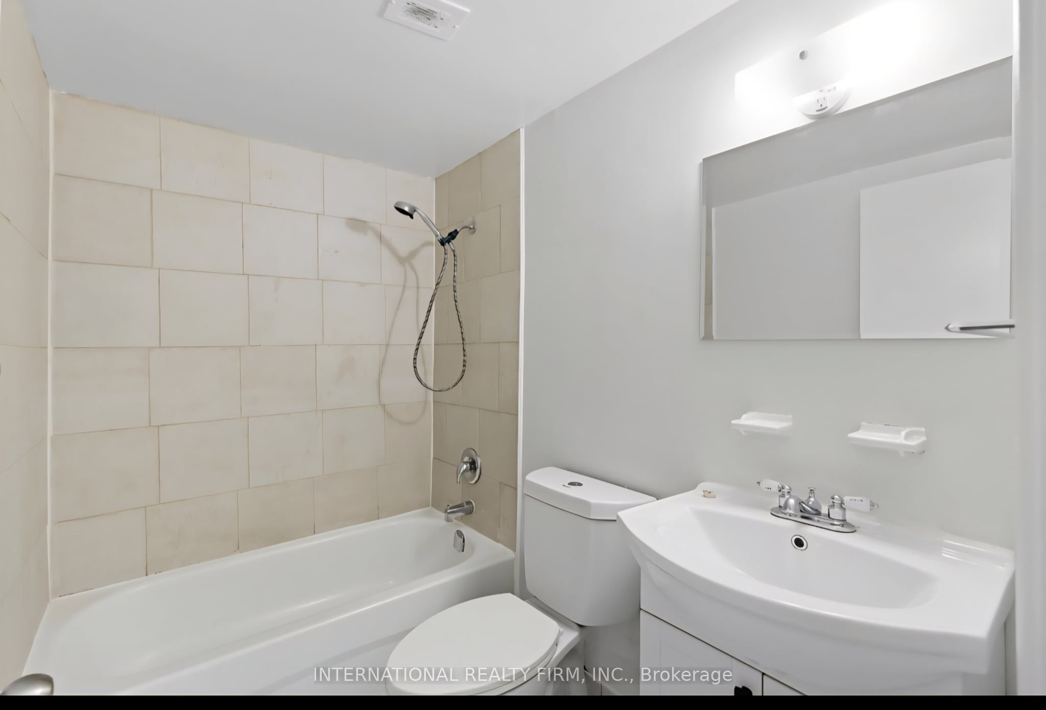 103 Emerald Street S 302, Hamilton, ON L8N 2V4 photo 3