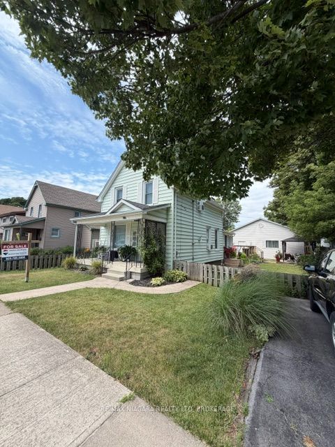 9 Beech Street, Port Colborne, ON L3K 3N7