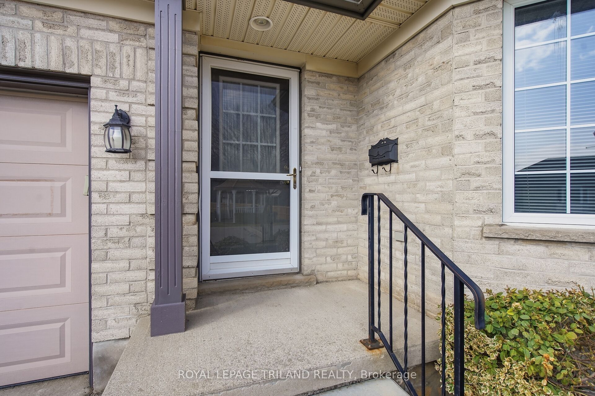 20 Windemere Place 10, St. Thomas, ON N5R 6H6 photo 4