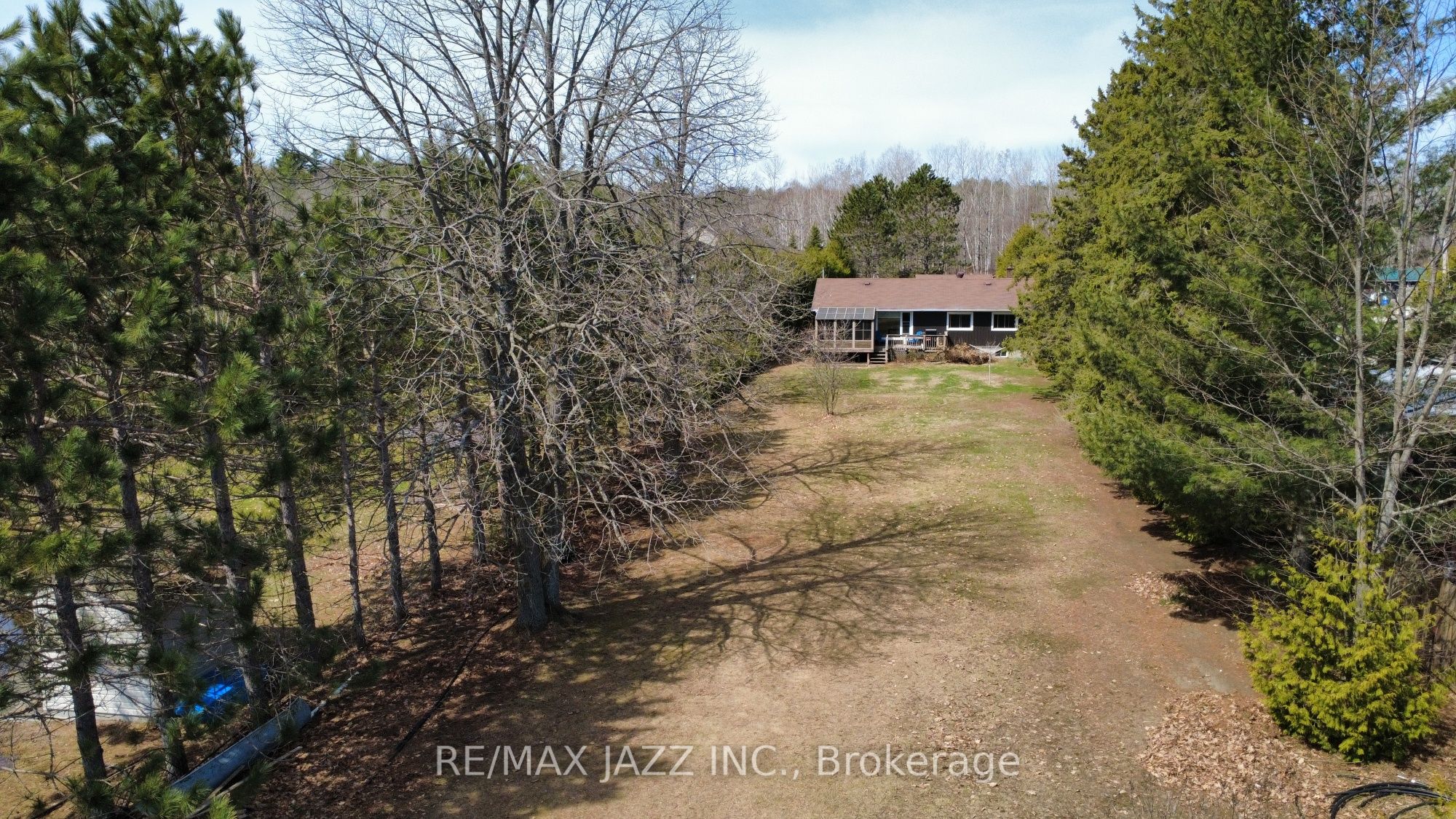 61 Gilbert Road, French River, ON P0M 1A0