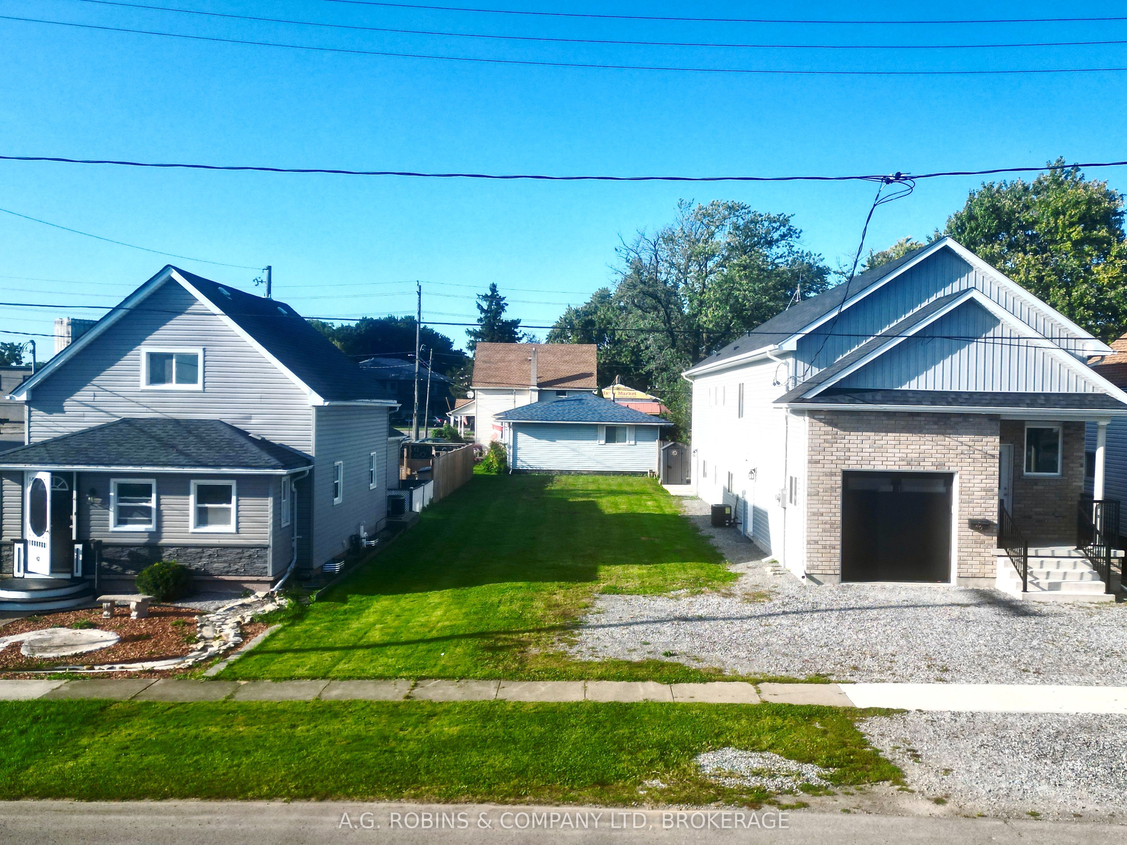 44 Chestnut Street, Port Colborne, ON L3K 1R4 photo 3