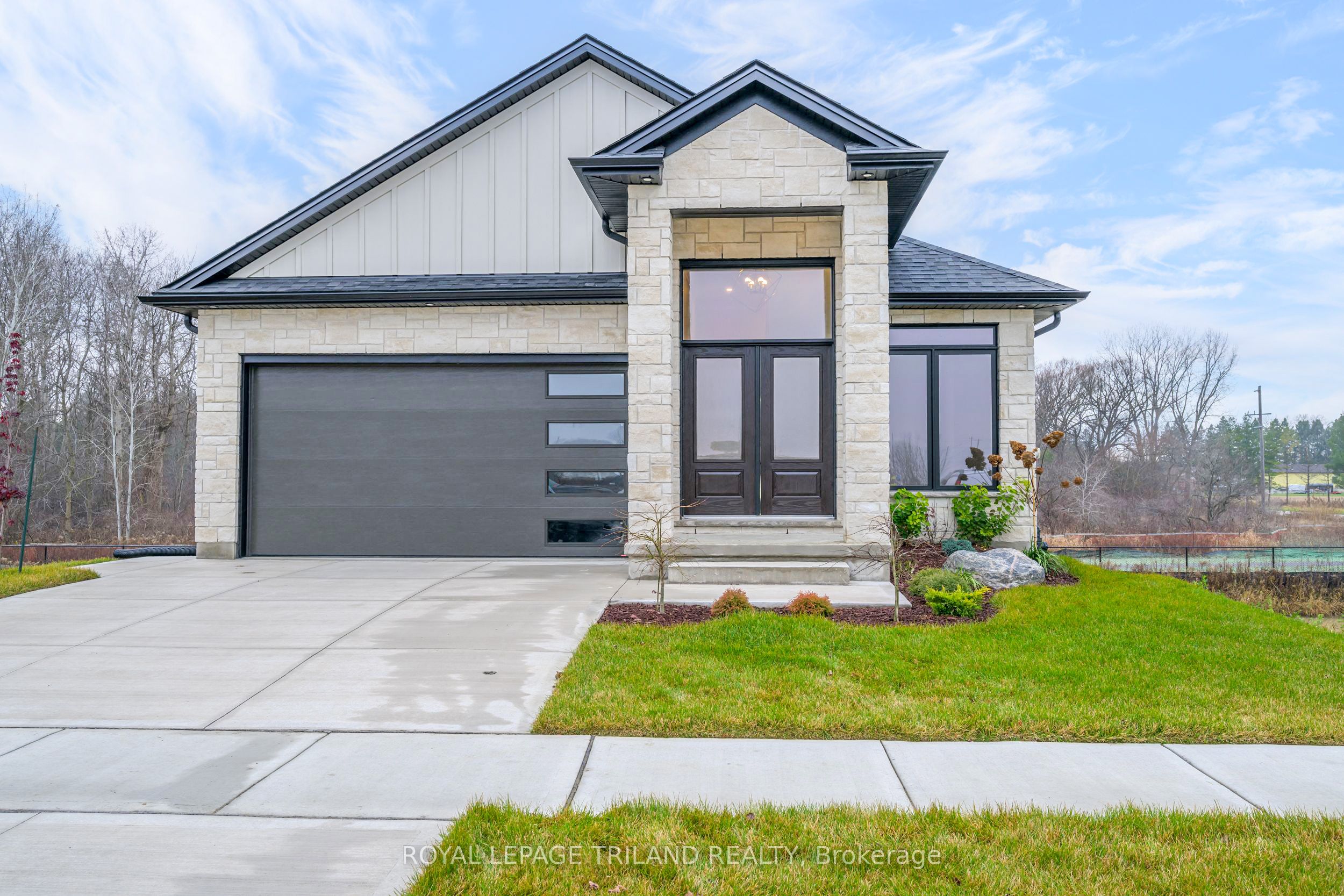 4225 Green Bend Road, London South, ON N6P 1J9