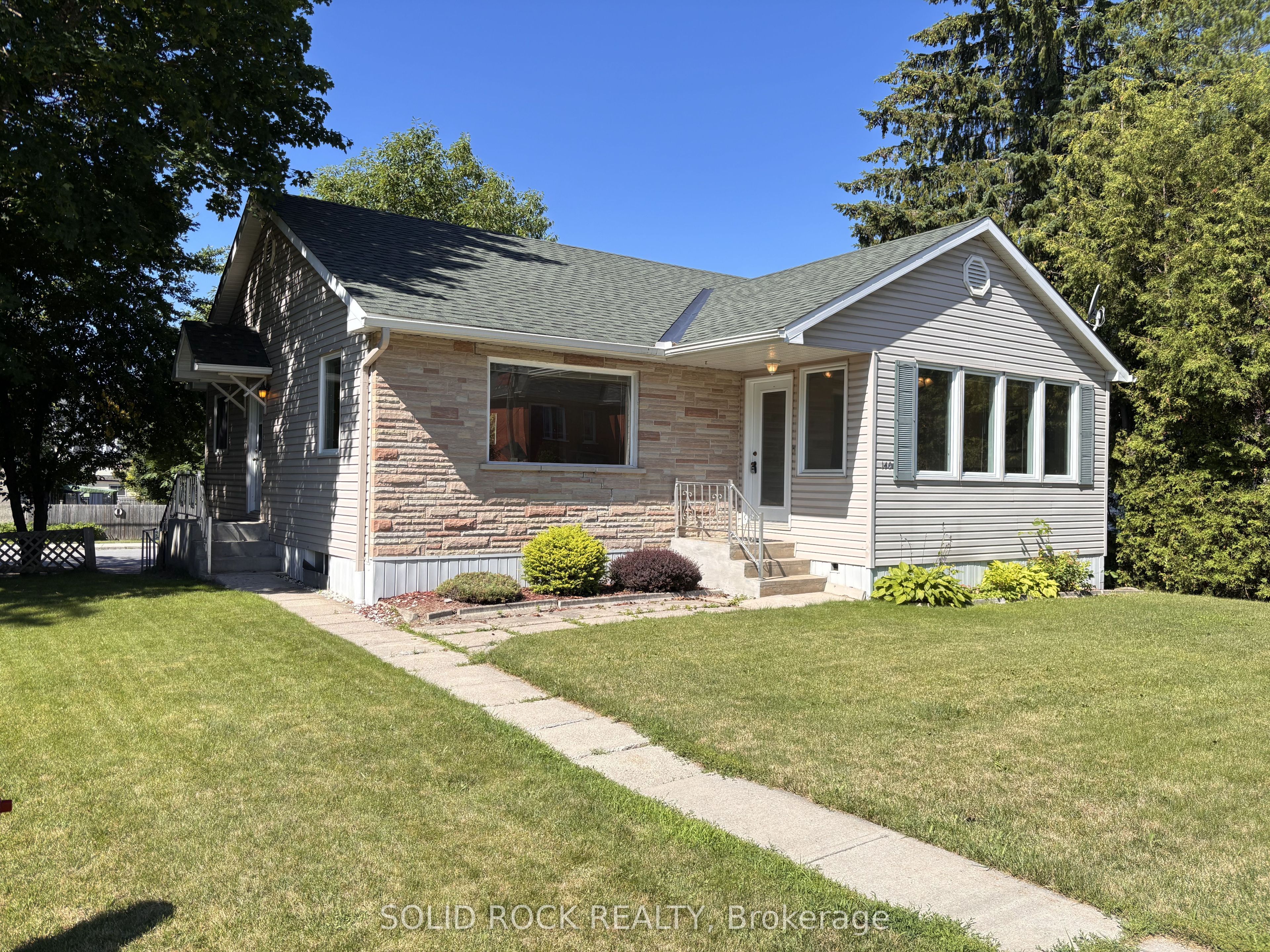 146 Elgin Street W, Arnprior, ON K7S 1N8 photo 2