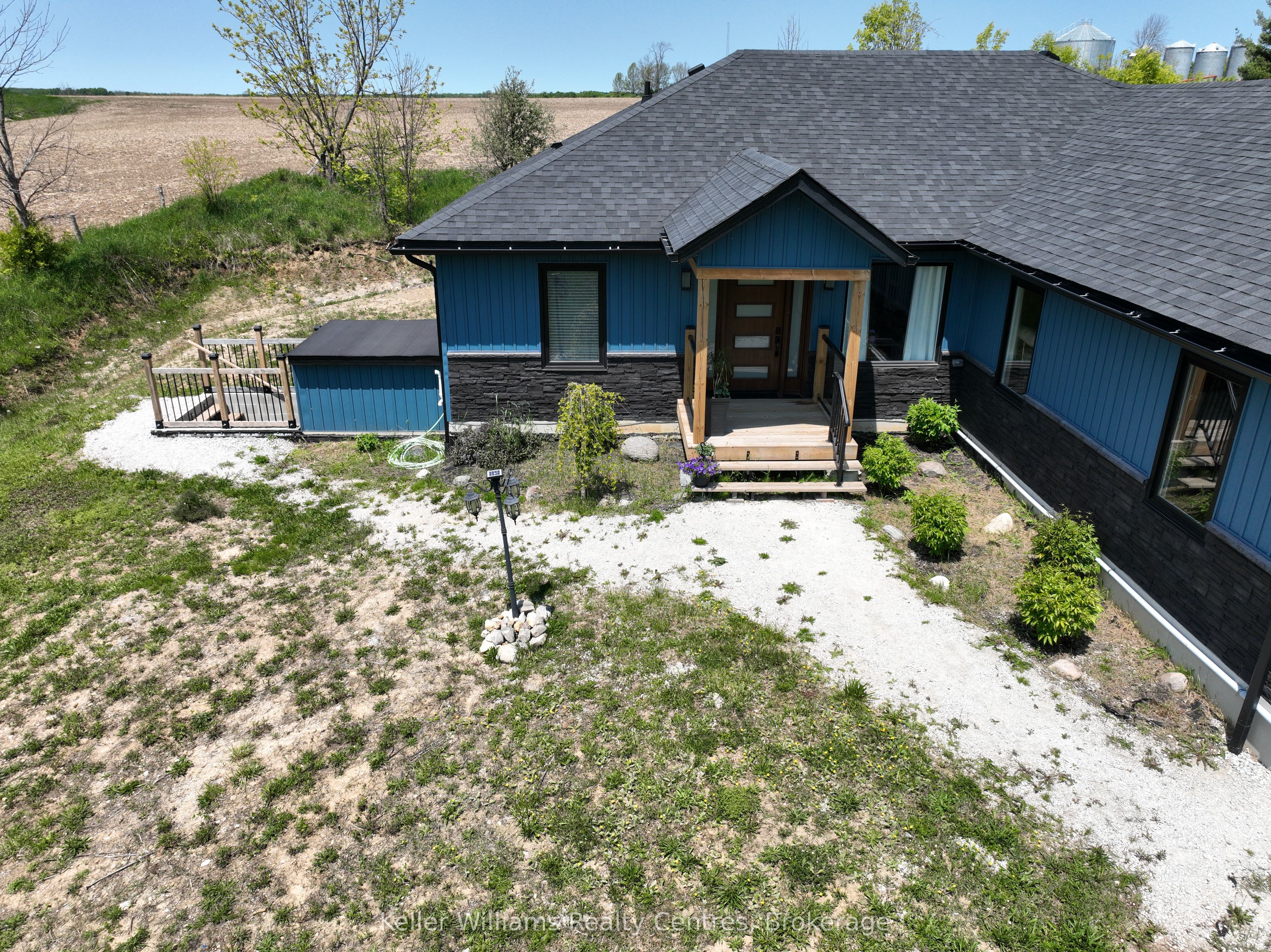 20 RED BAY Road, South Bruce Peninsula, ON N0H 2T0 photo 4