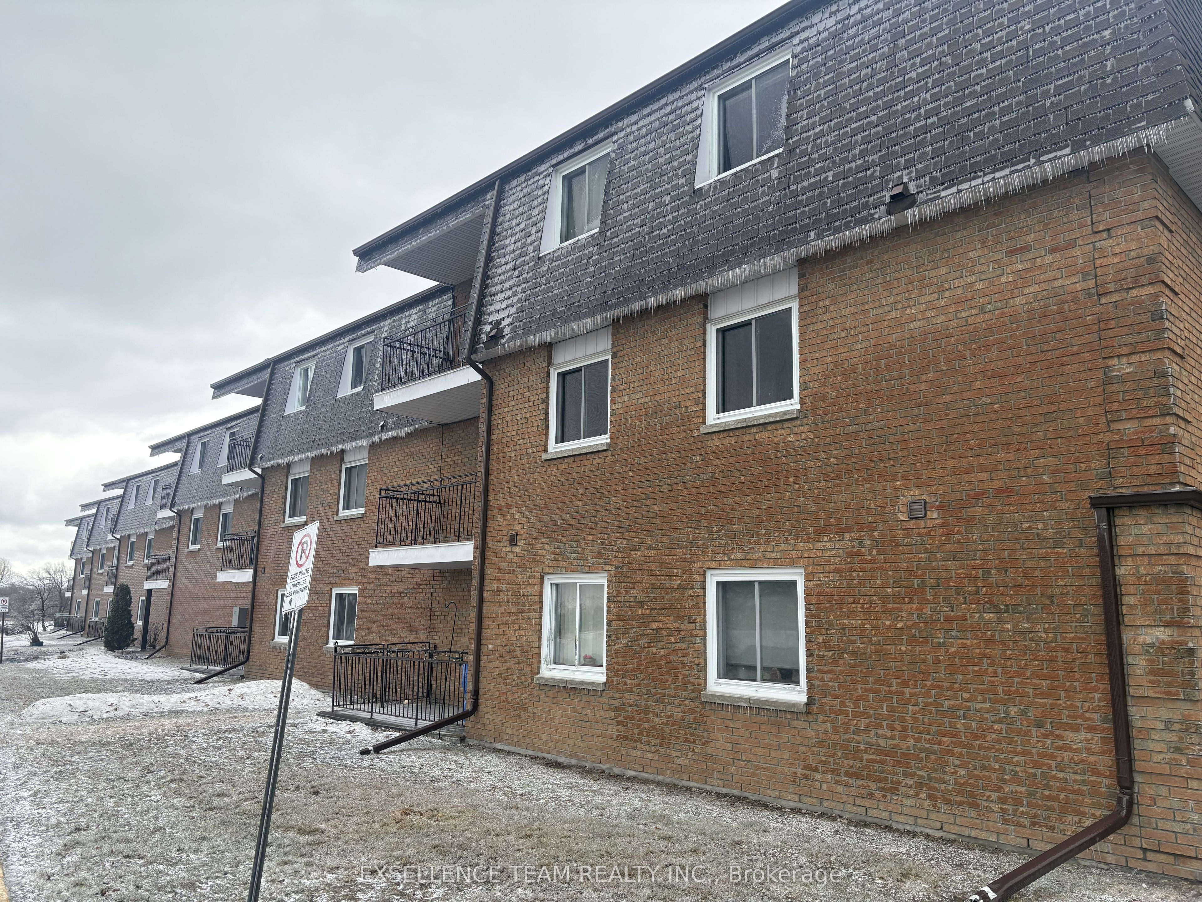 220 Kenyon Street, North Glengarry, ON K0C 1A0 photo 2