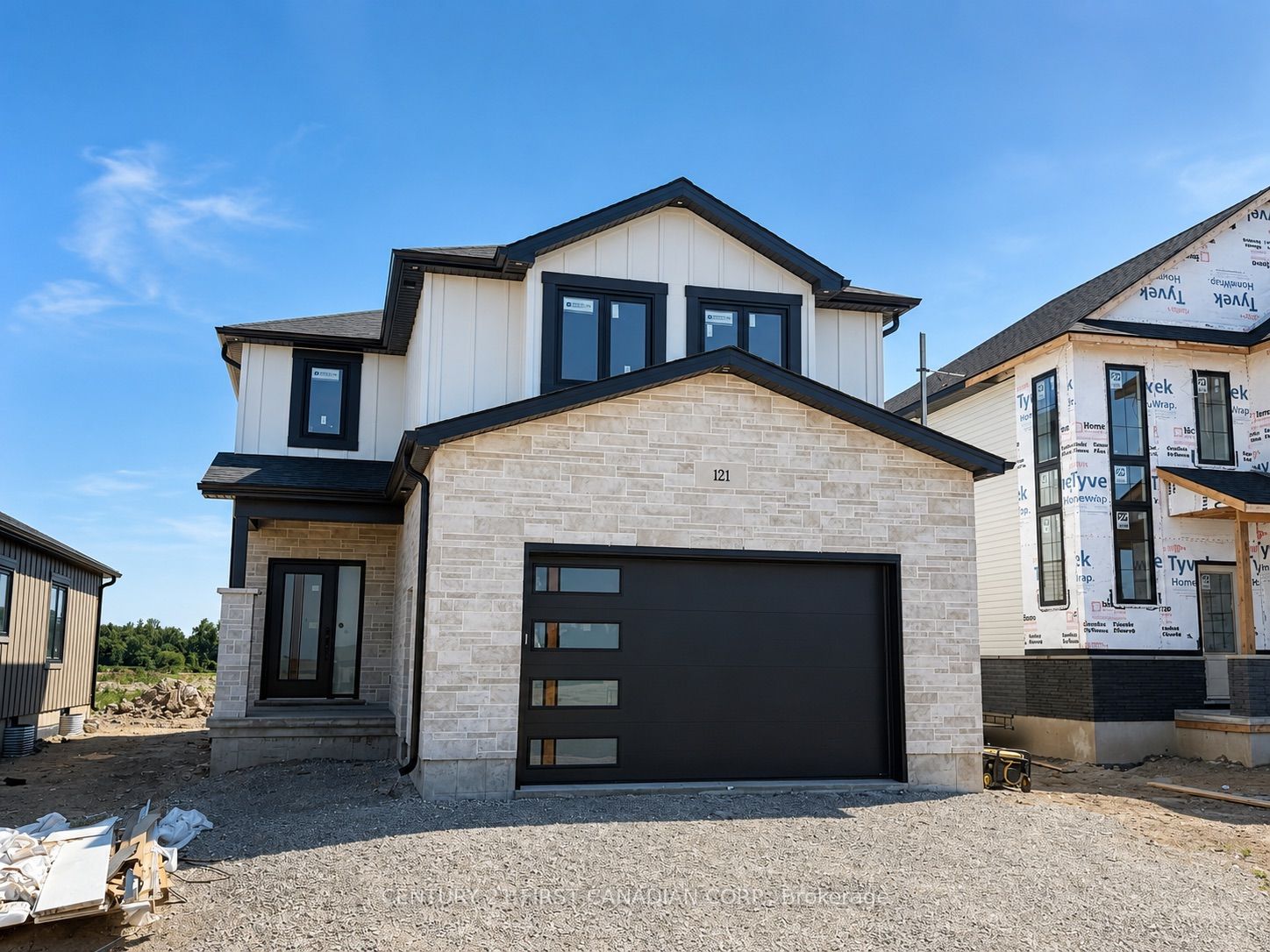 122 Addison Avenue, Lucan Biddulph, ON N0M 2J0 photo 2