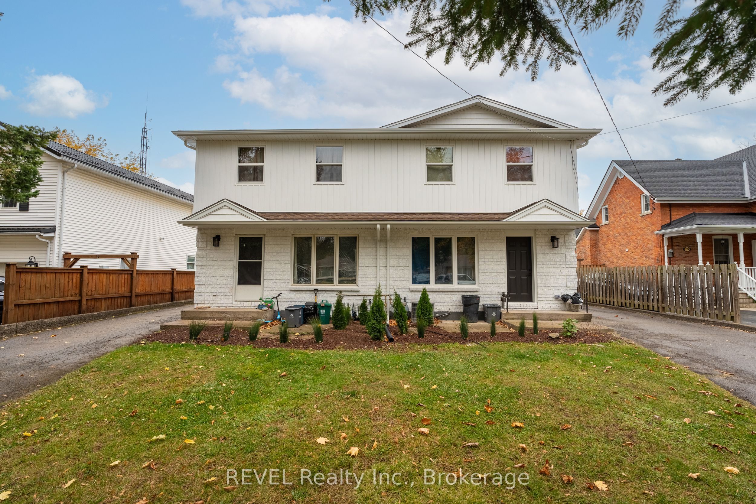 1372 Haist Street 1, Pelham, ON L0S 1M0 photo 2